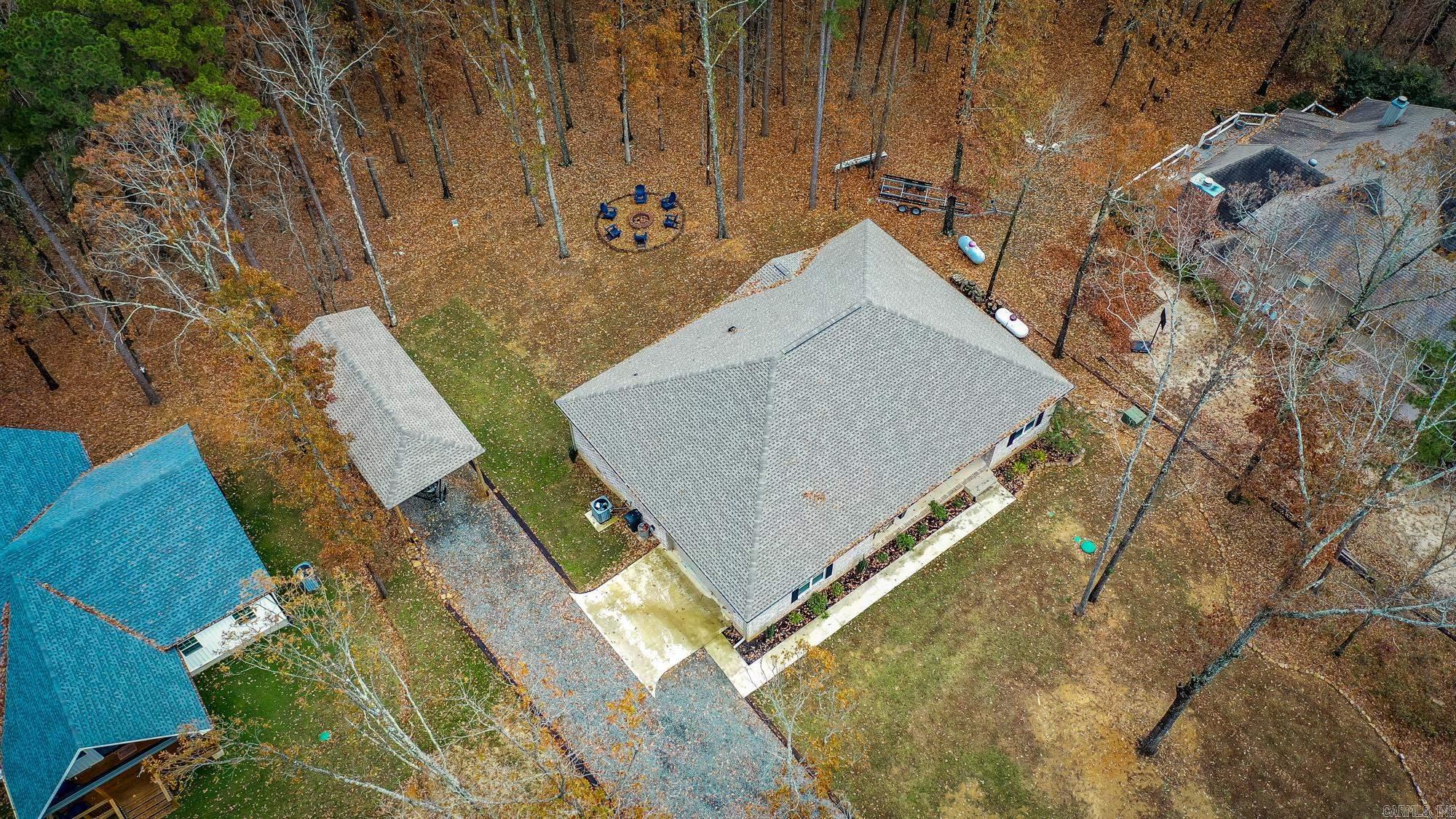 EAST SHORES AT TANNENBAUM - Residential