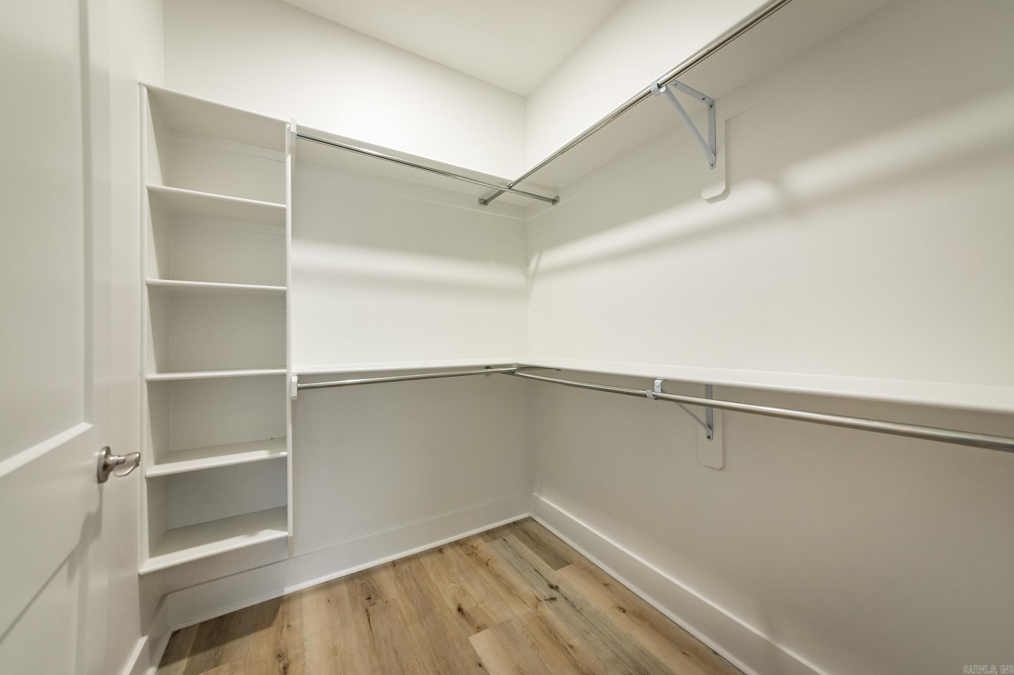 EAST SHORES AT TANNENBAUM - Residential