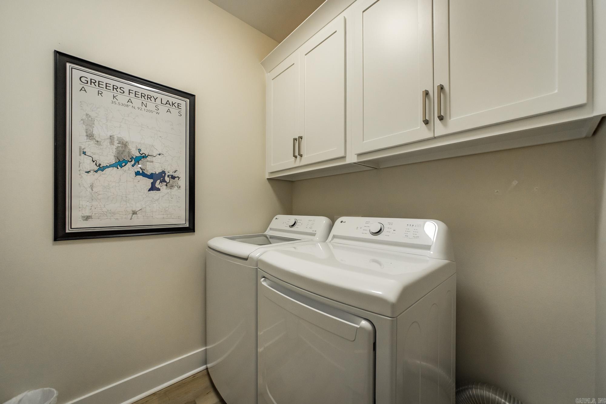 EAST SHORES AT TANNENBAUM - Residential