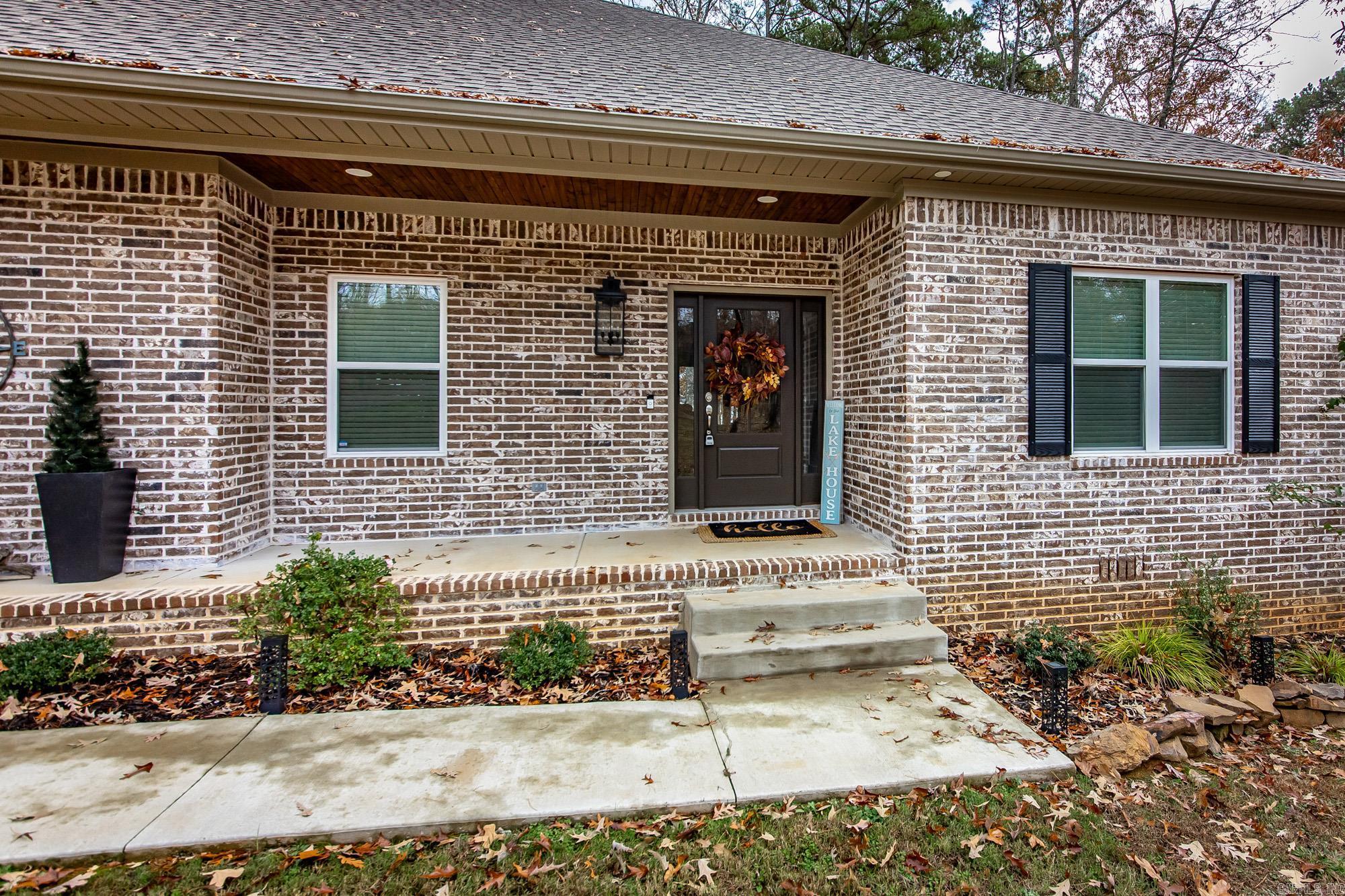EAST SHORES AT TANNENBAUM - Residential