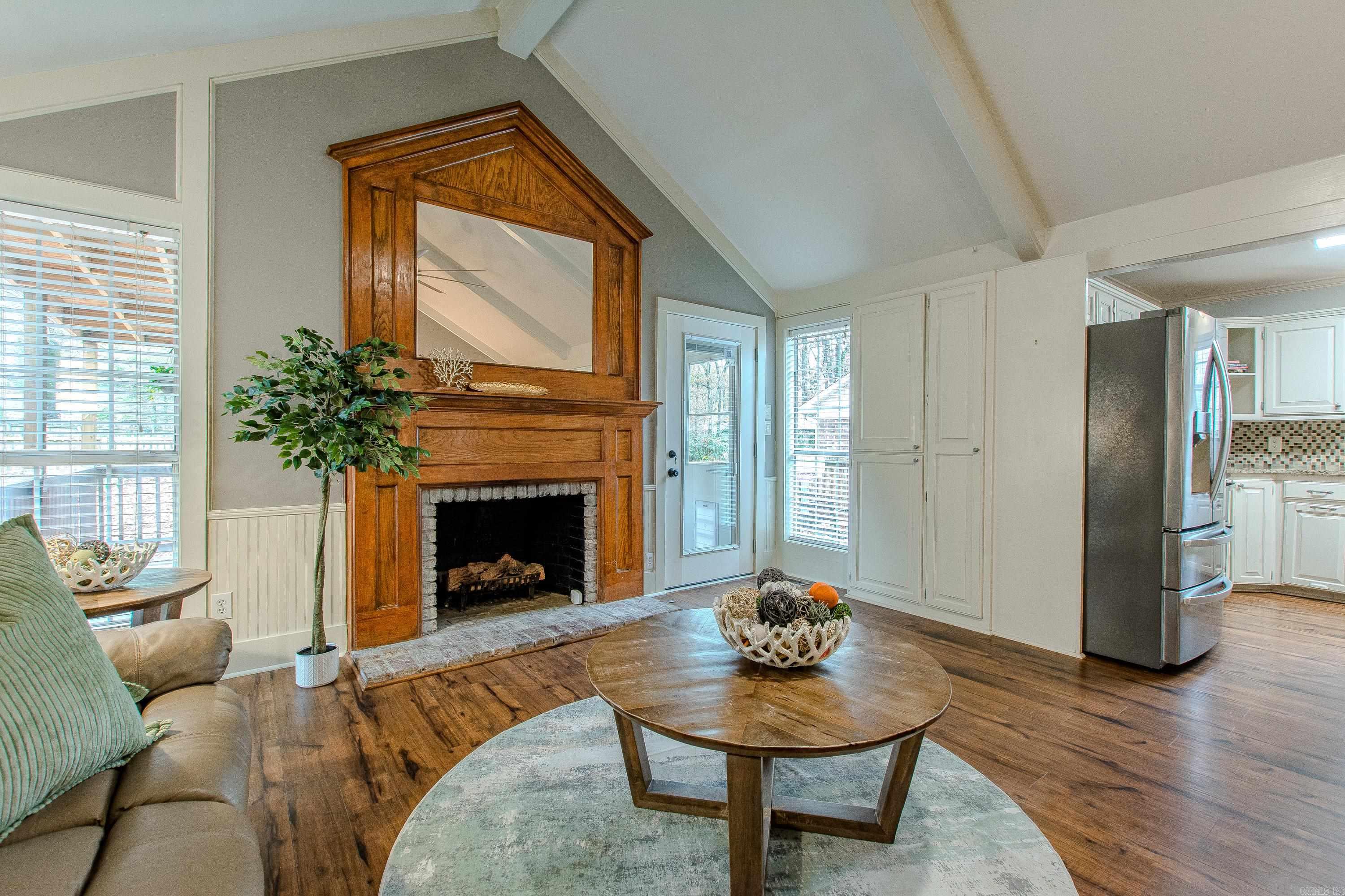 KIMBERLY MANOR ADDN - Residential