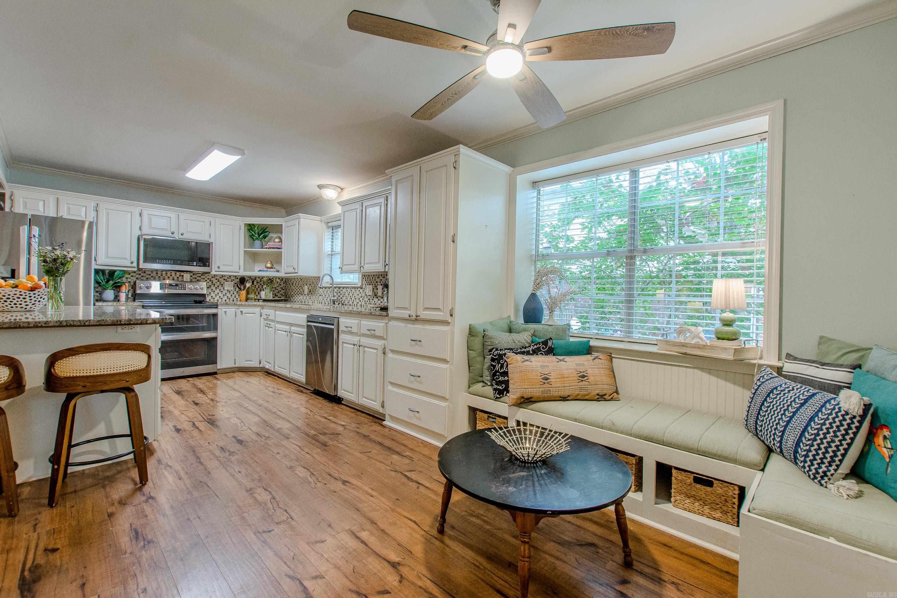 KIMBERLY MANOR ADDN - Residential