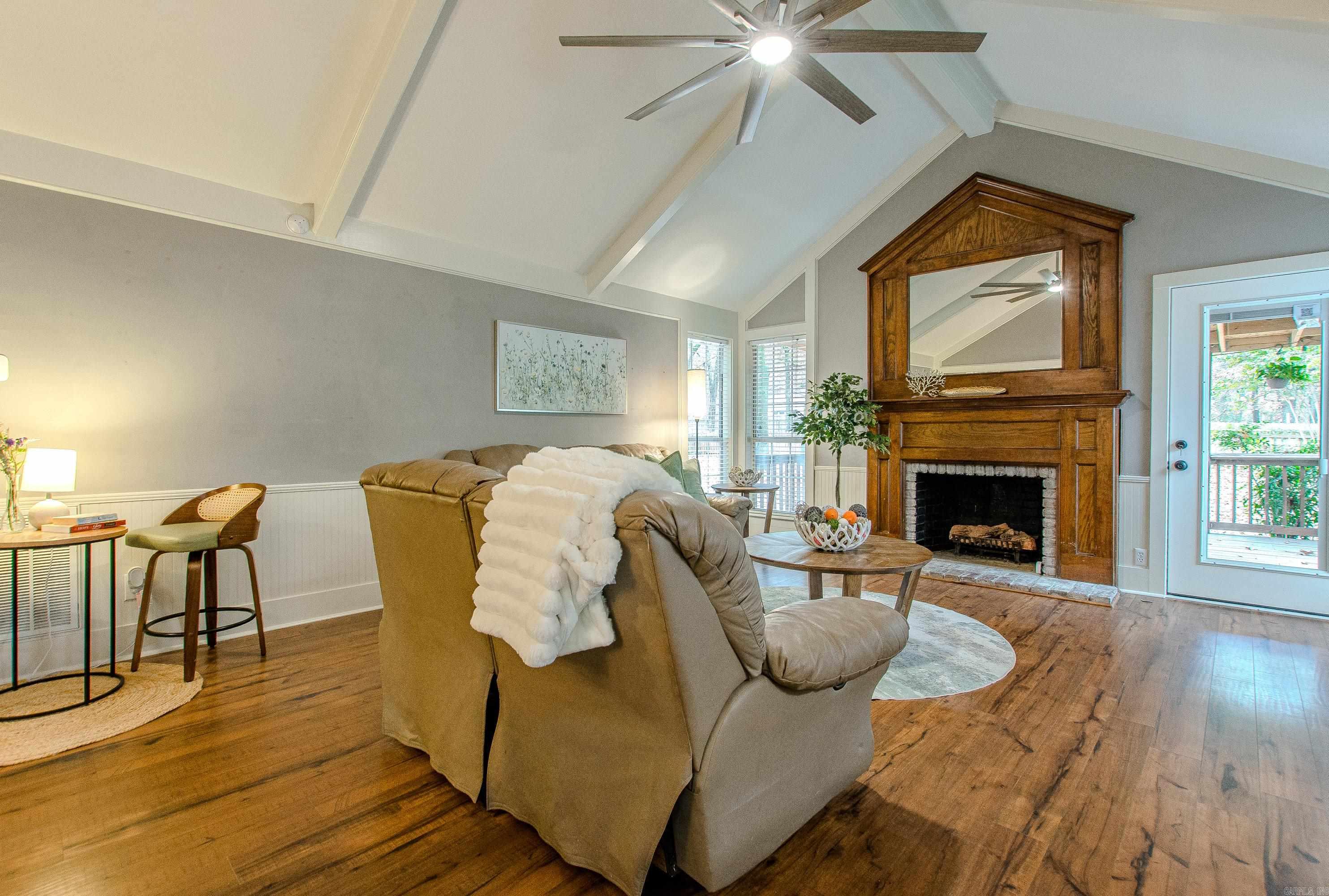 KIMBERLY MANOR ADDN - Residential