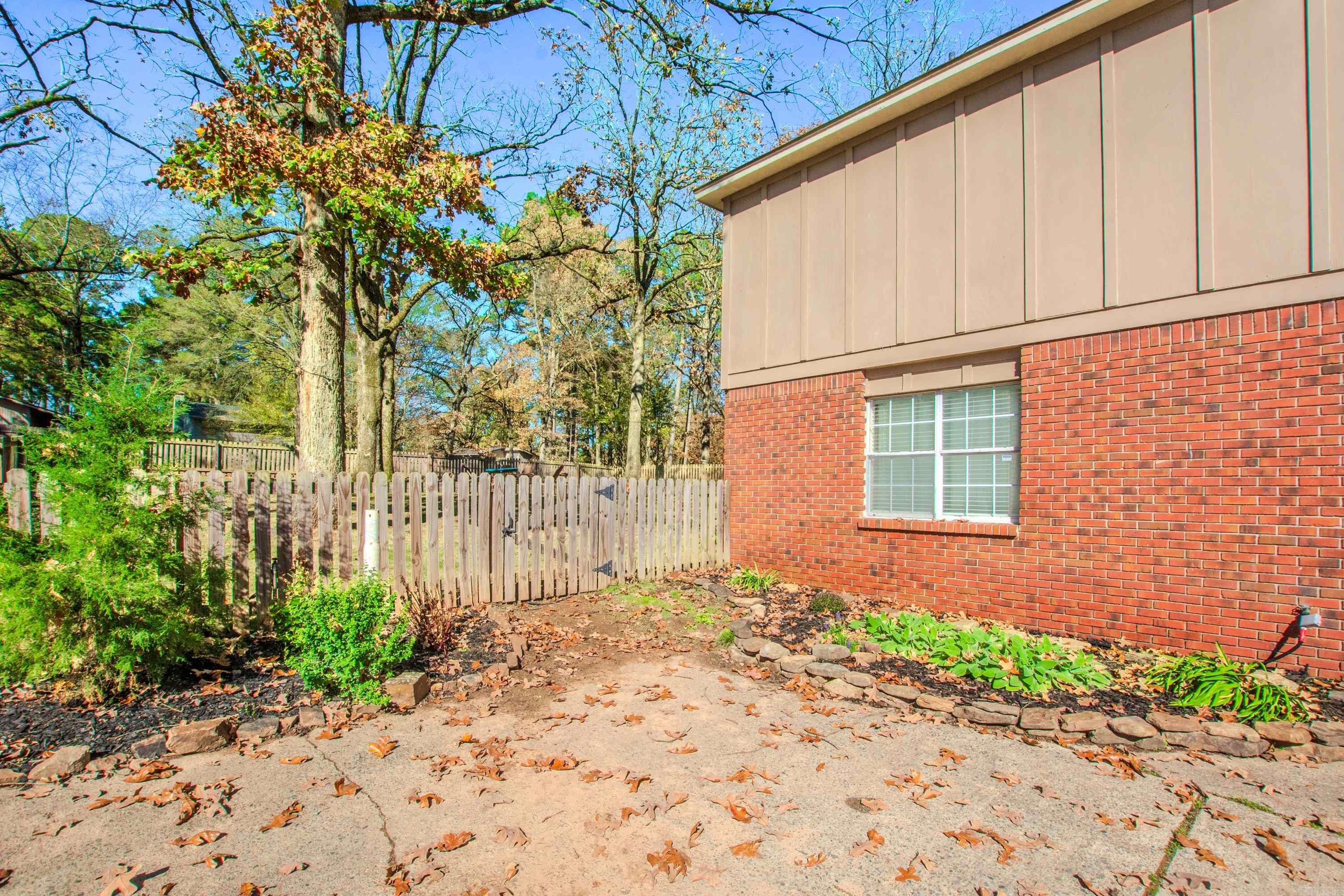 KIMBERLY MANOR ADDN - Residential