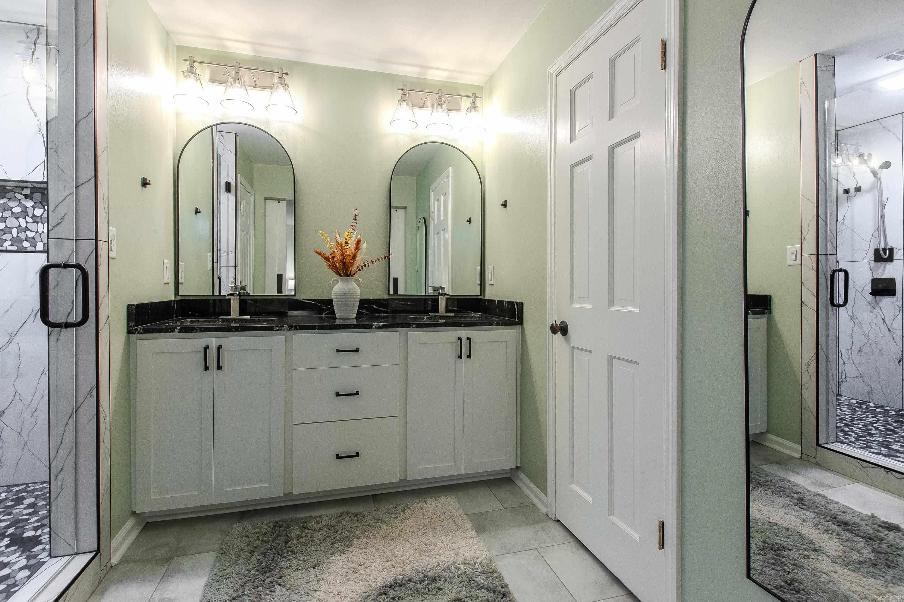 KIMBERLY MANOR ADDN - Residential