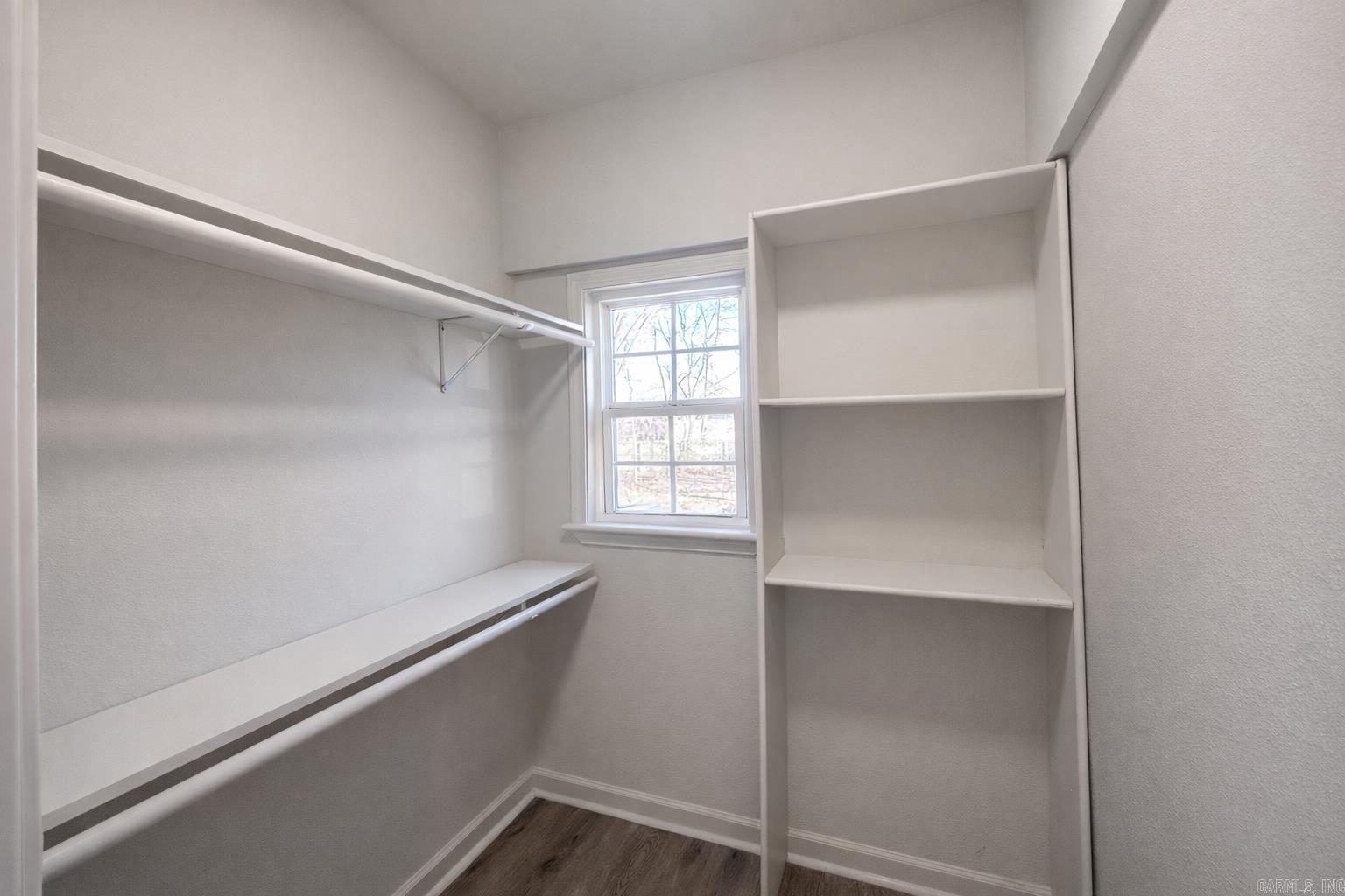 CLIFTONS ADDN - Residential