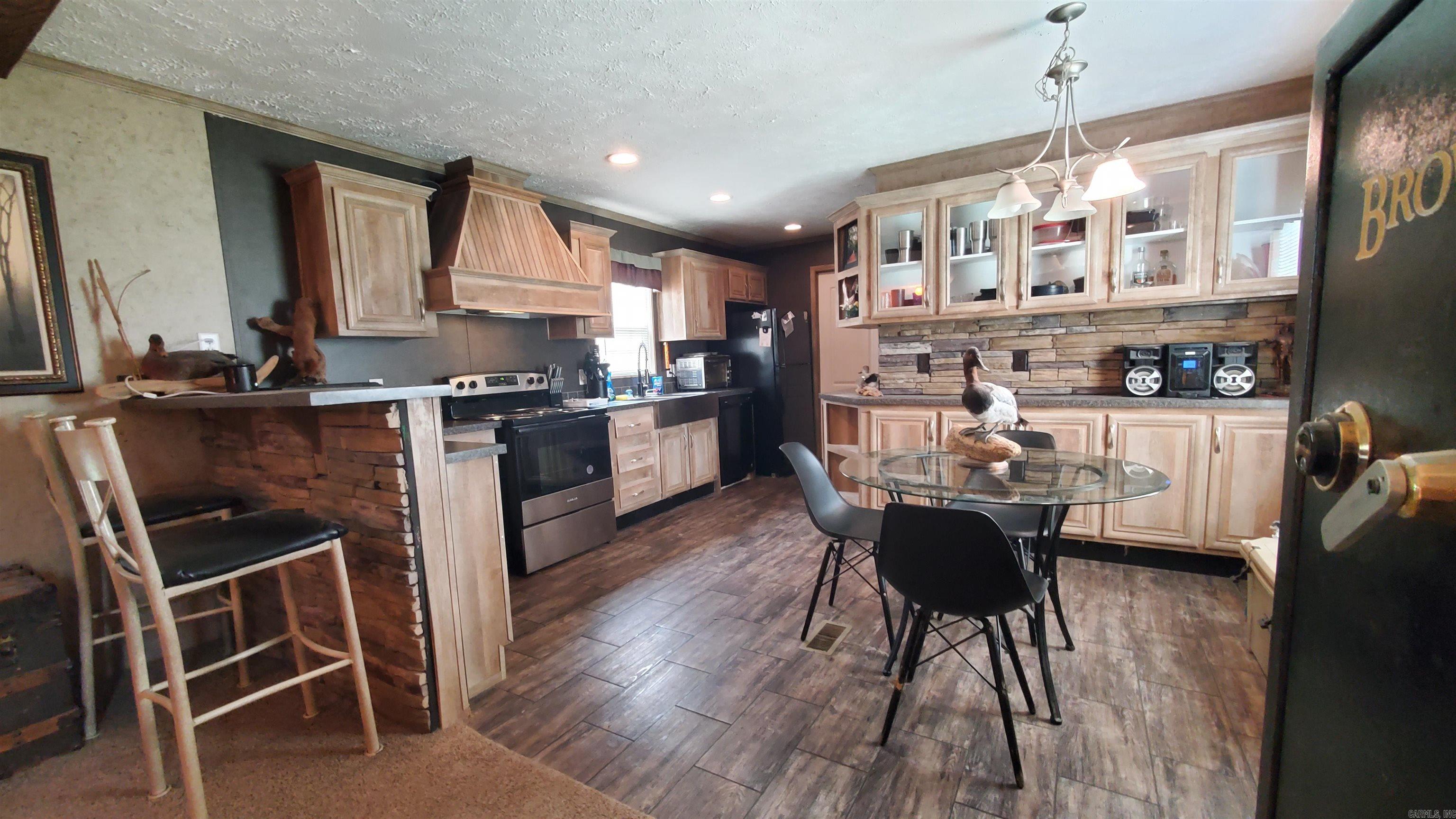 Town of El Paso - Residential