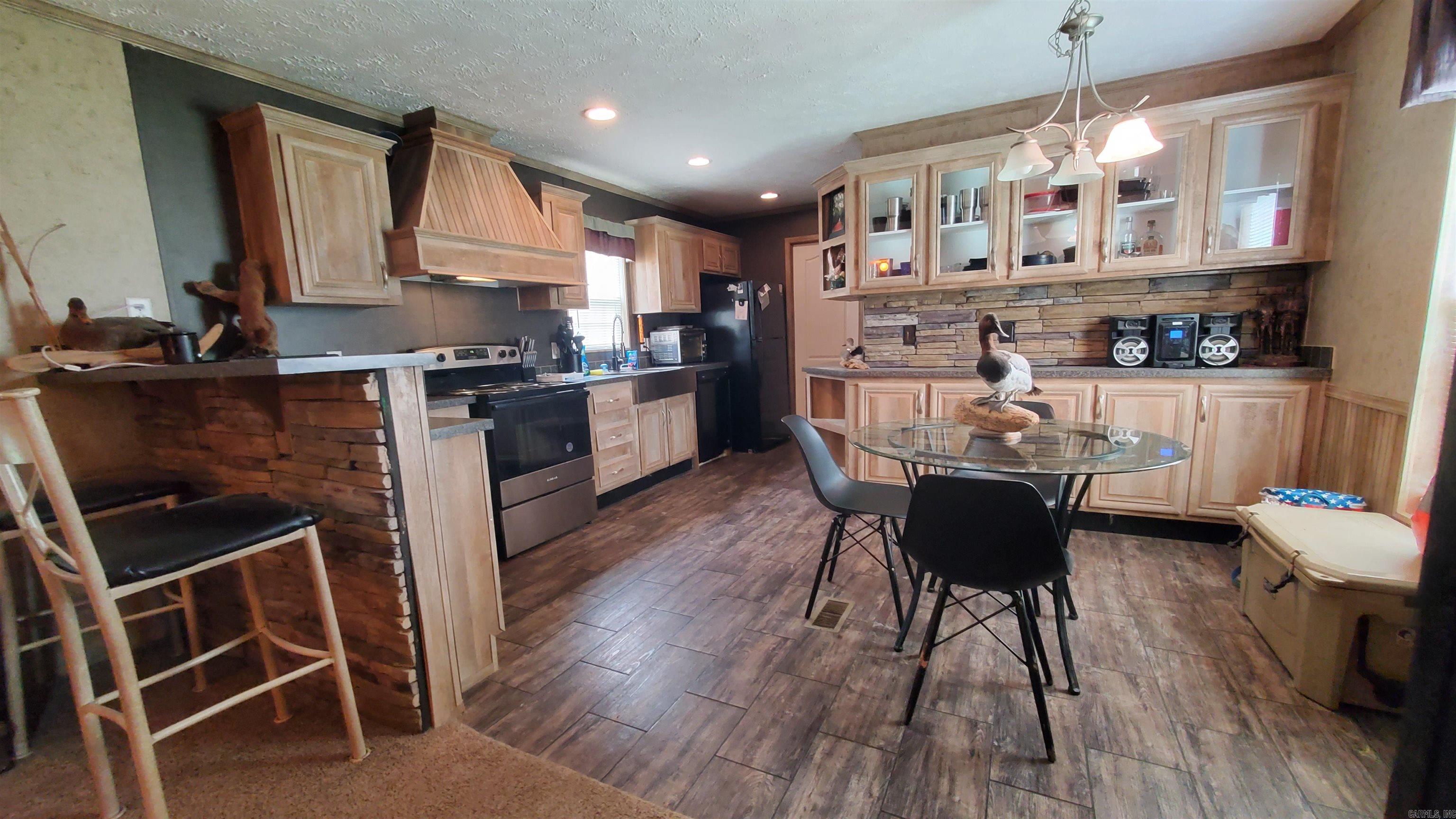 Town of El Paso - Residential