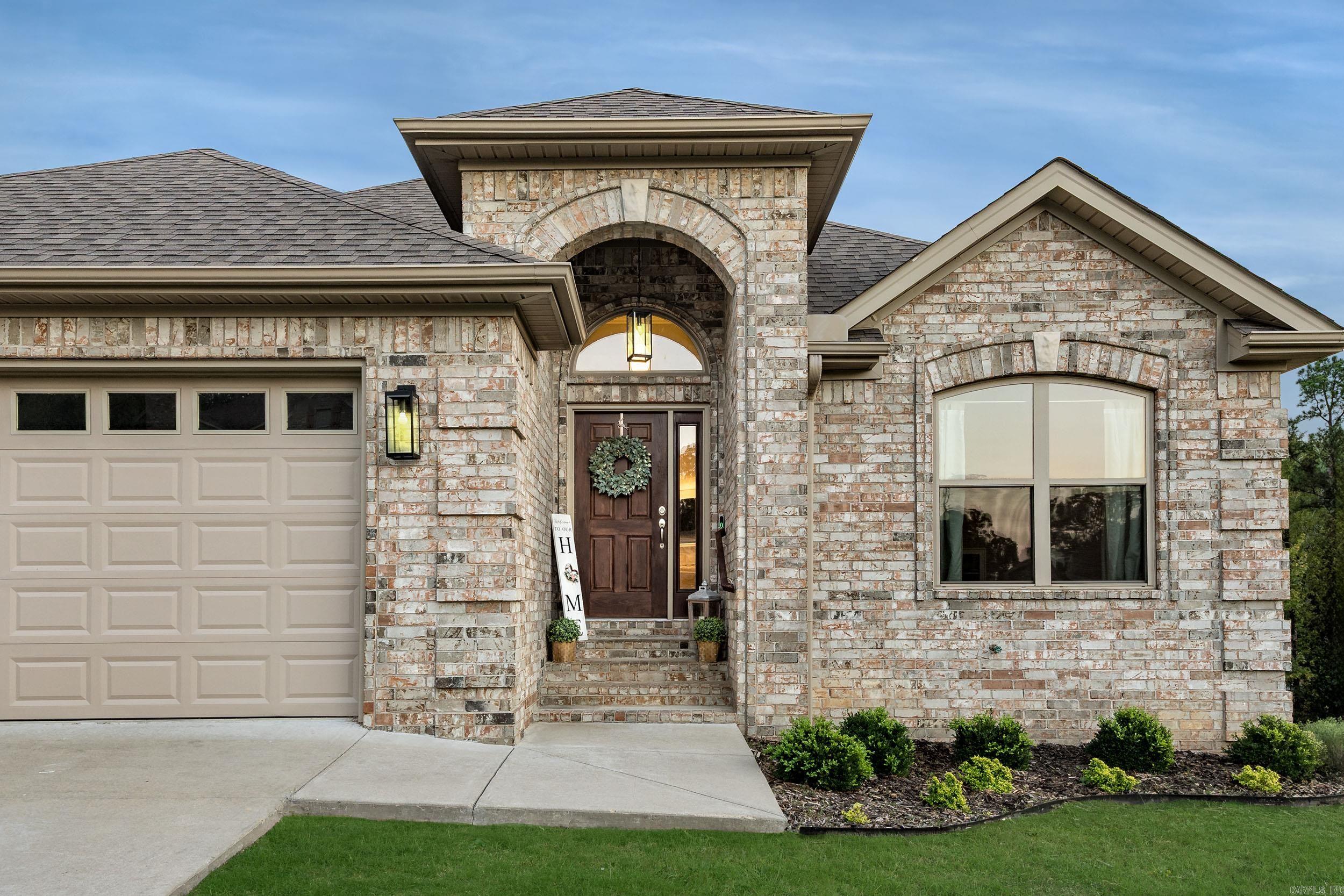 Majesti Pointe - Residential