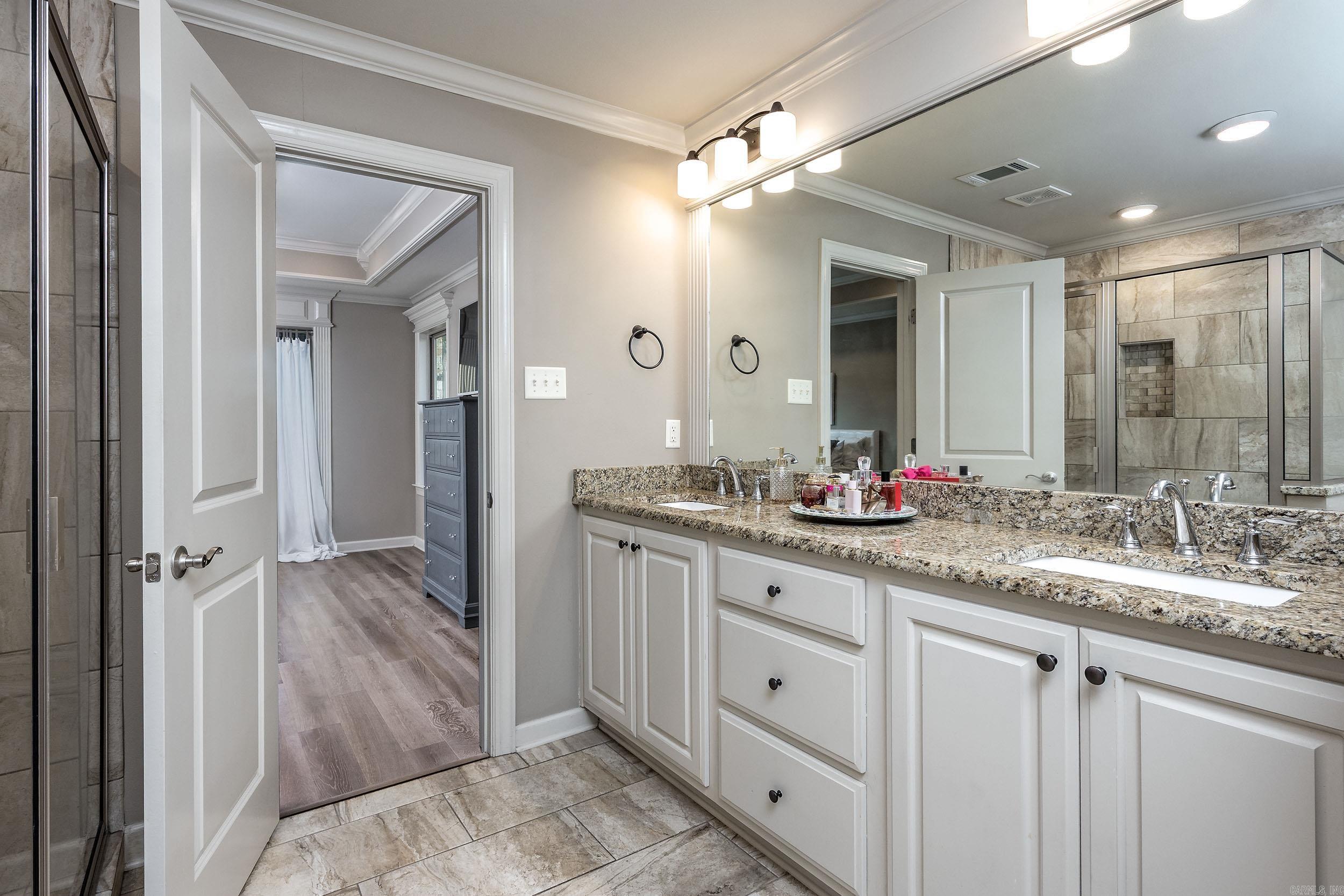 Majesti Pointe - Residential
