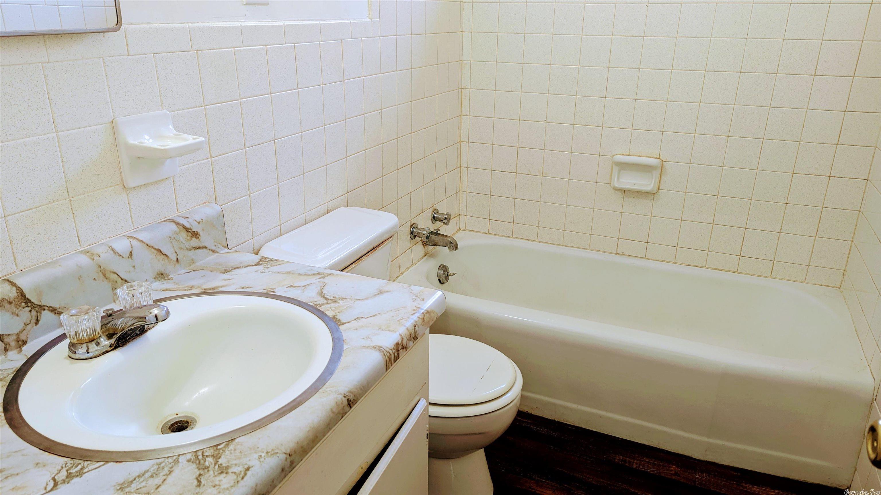 Crow Second - Residential Lease