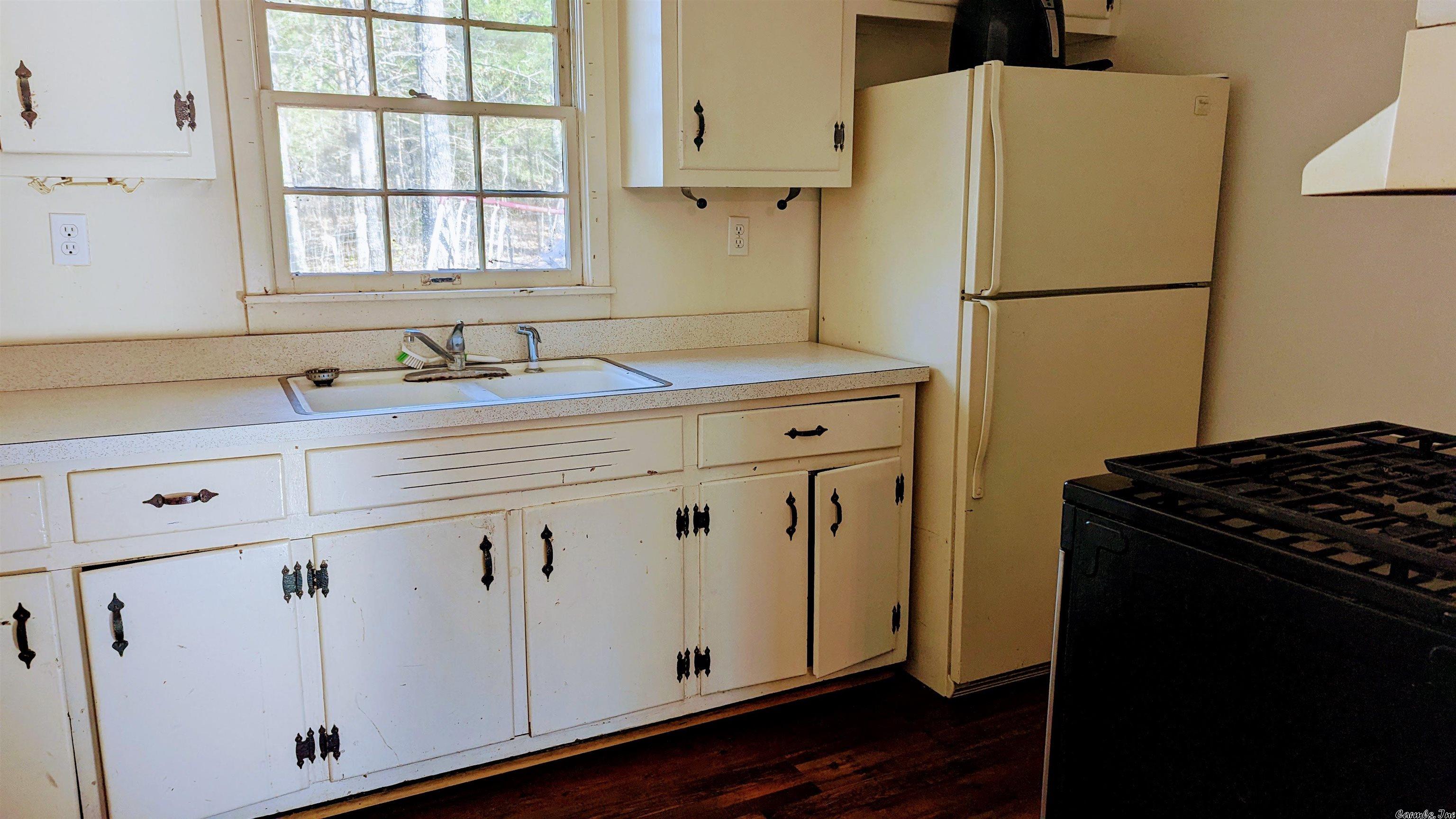 Crow Second - Residential Lease