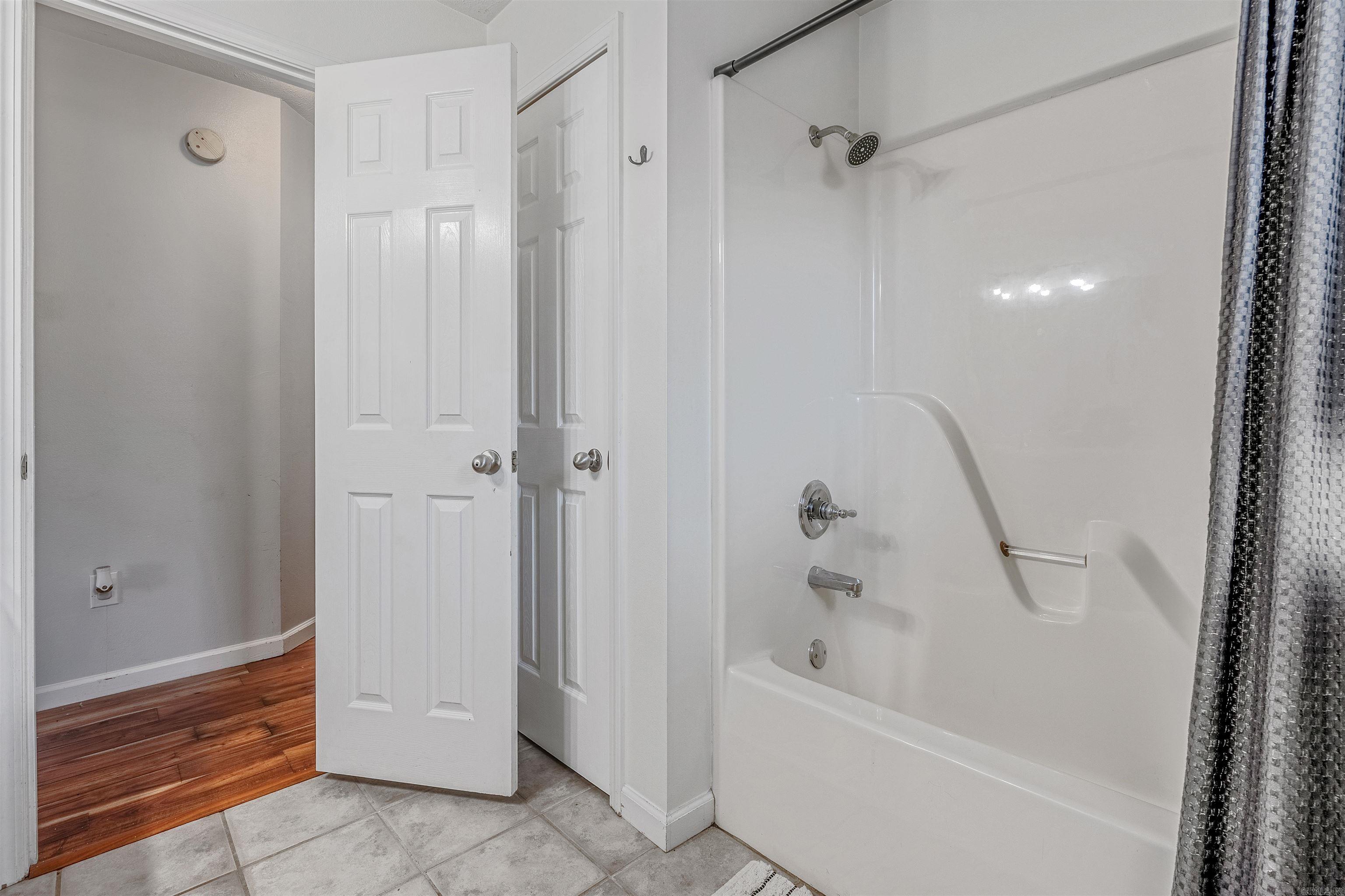 KRISTI COVE ADDN - Residential