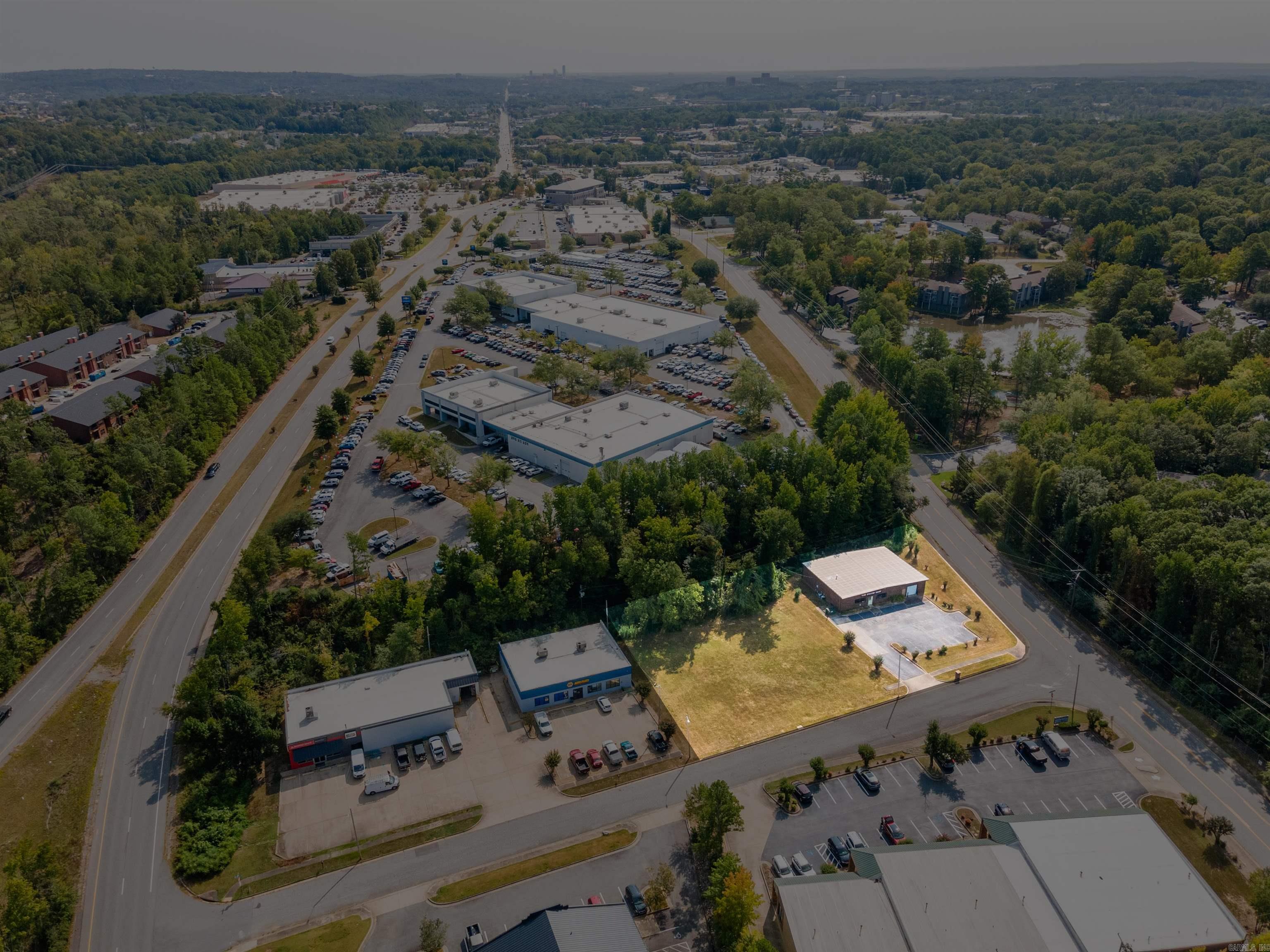 West Markham - Commercial Sale