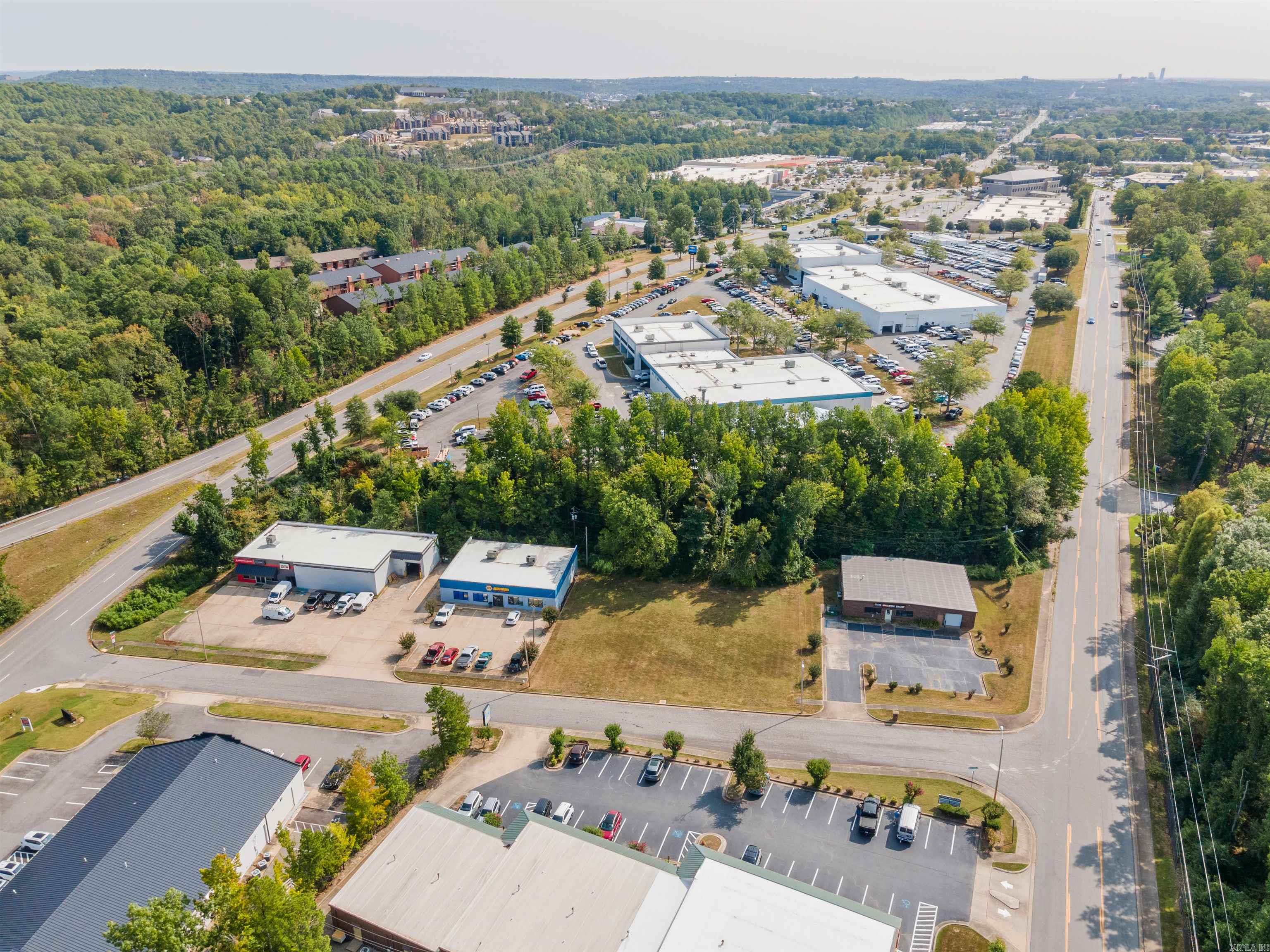 West Markham - Commercial Sale