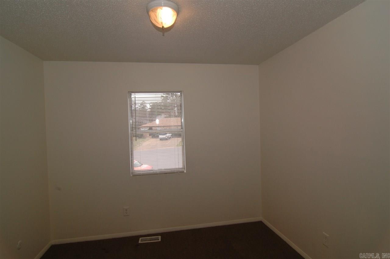 Morris Manor - Residential Lease