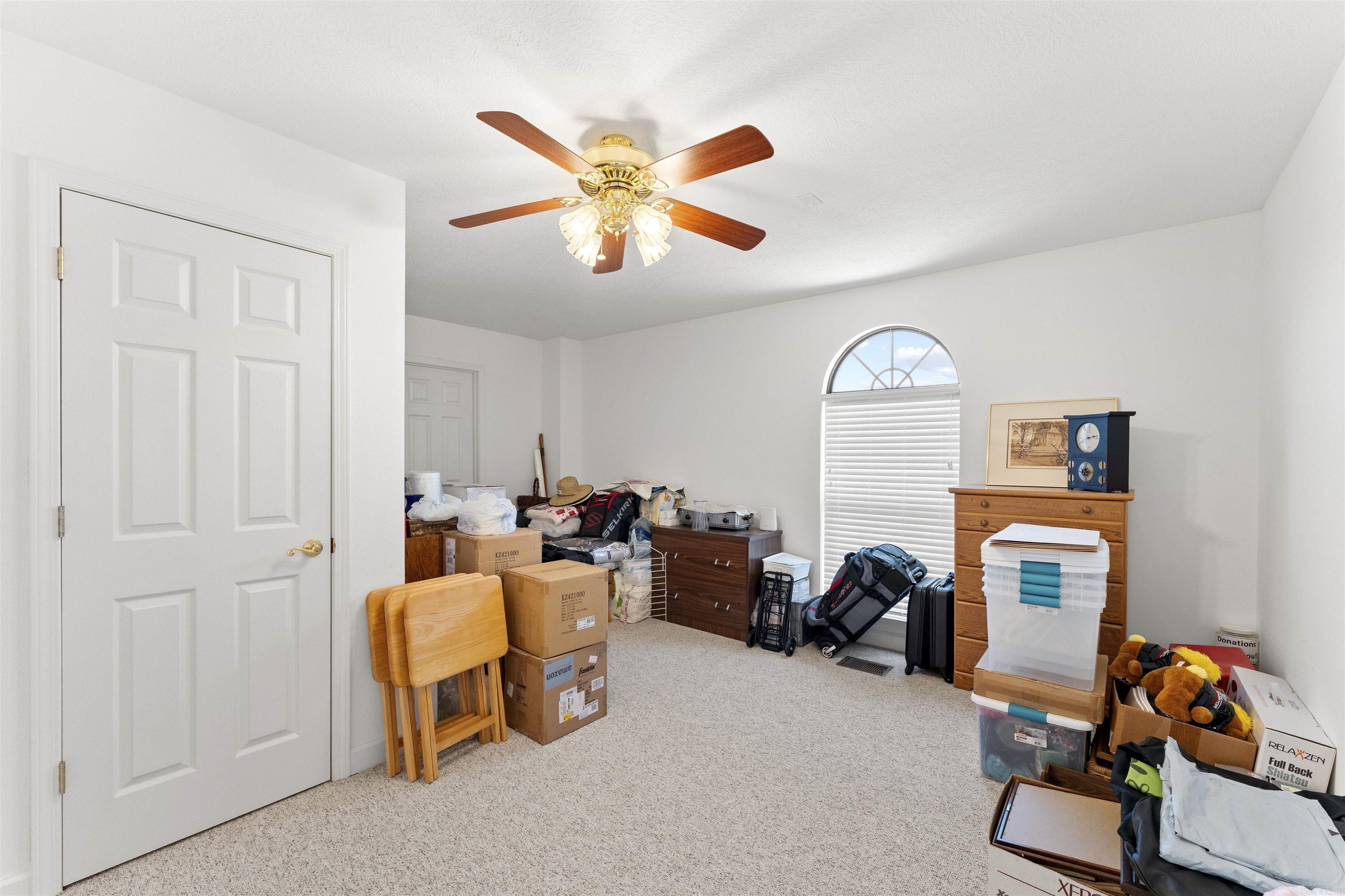 WELLINGTON - Residential