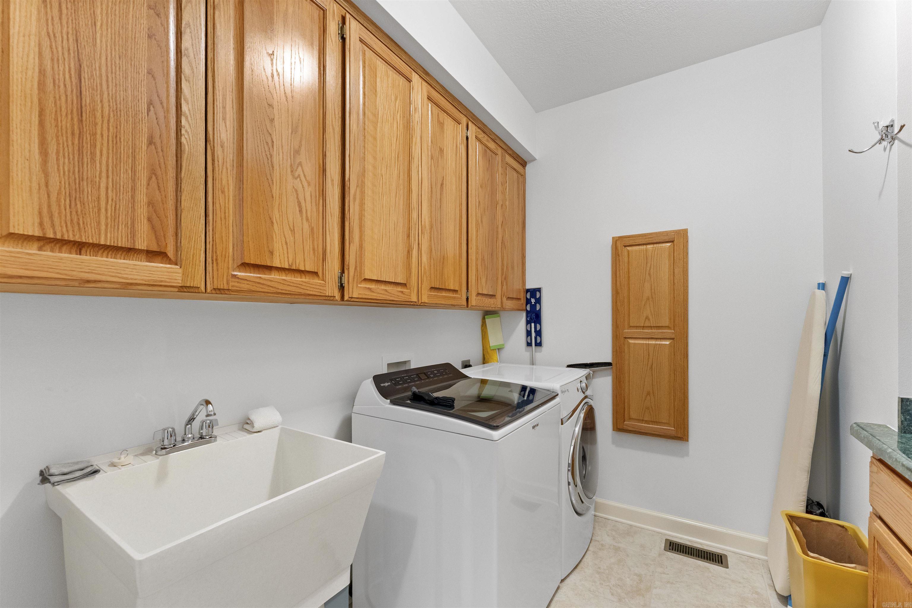 WELLINGTON - Residential