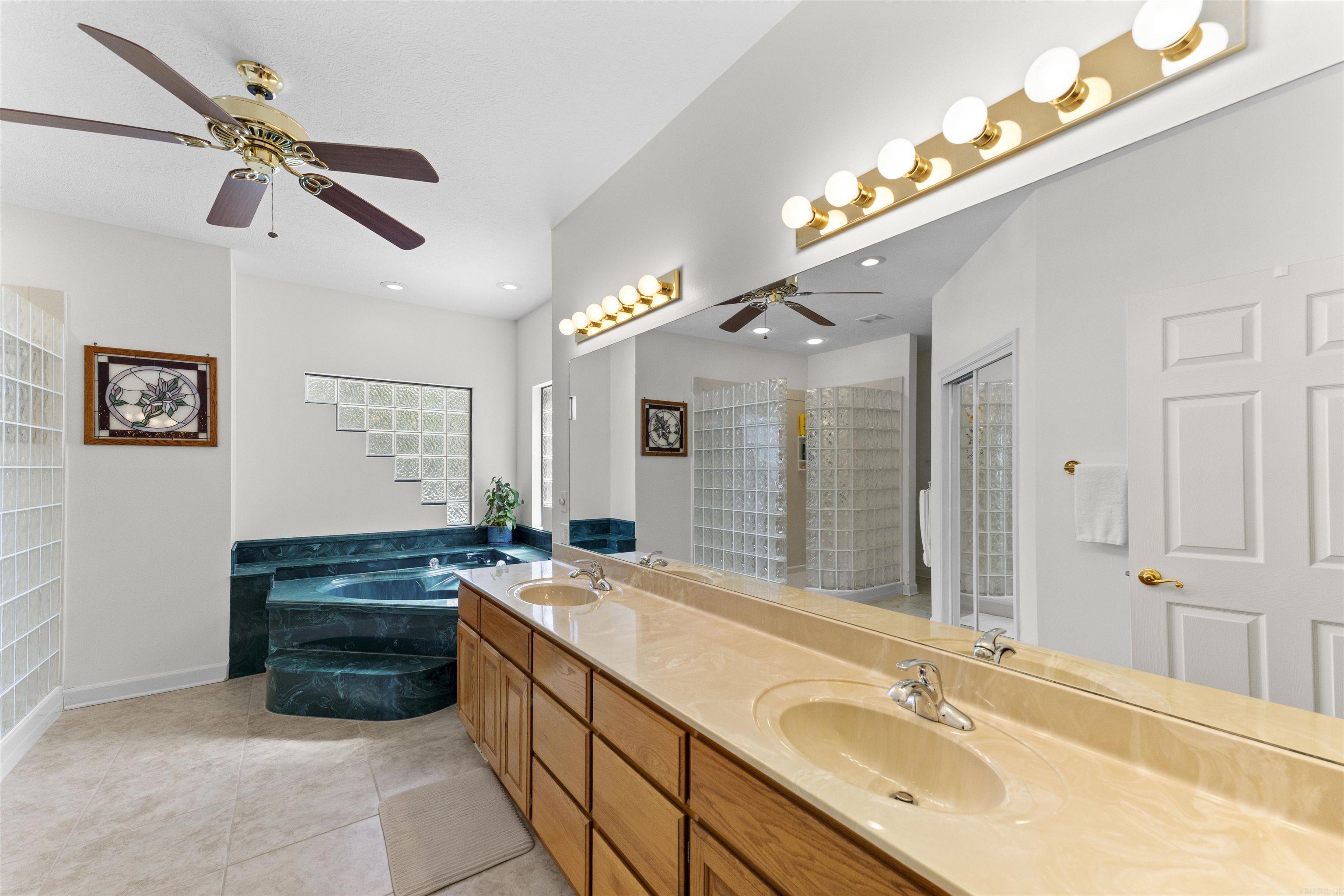 WELLINGTON - Residential