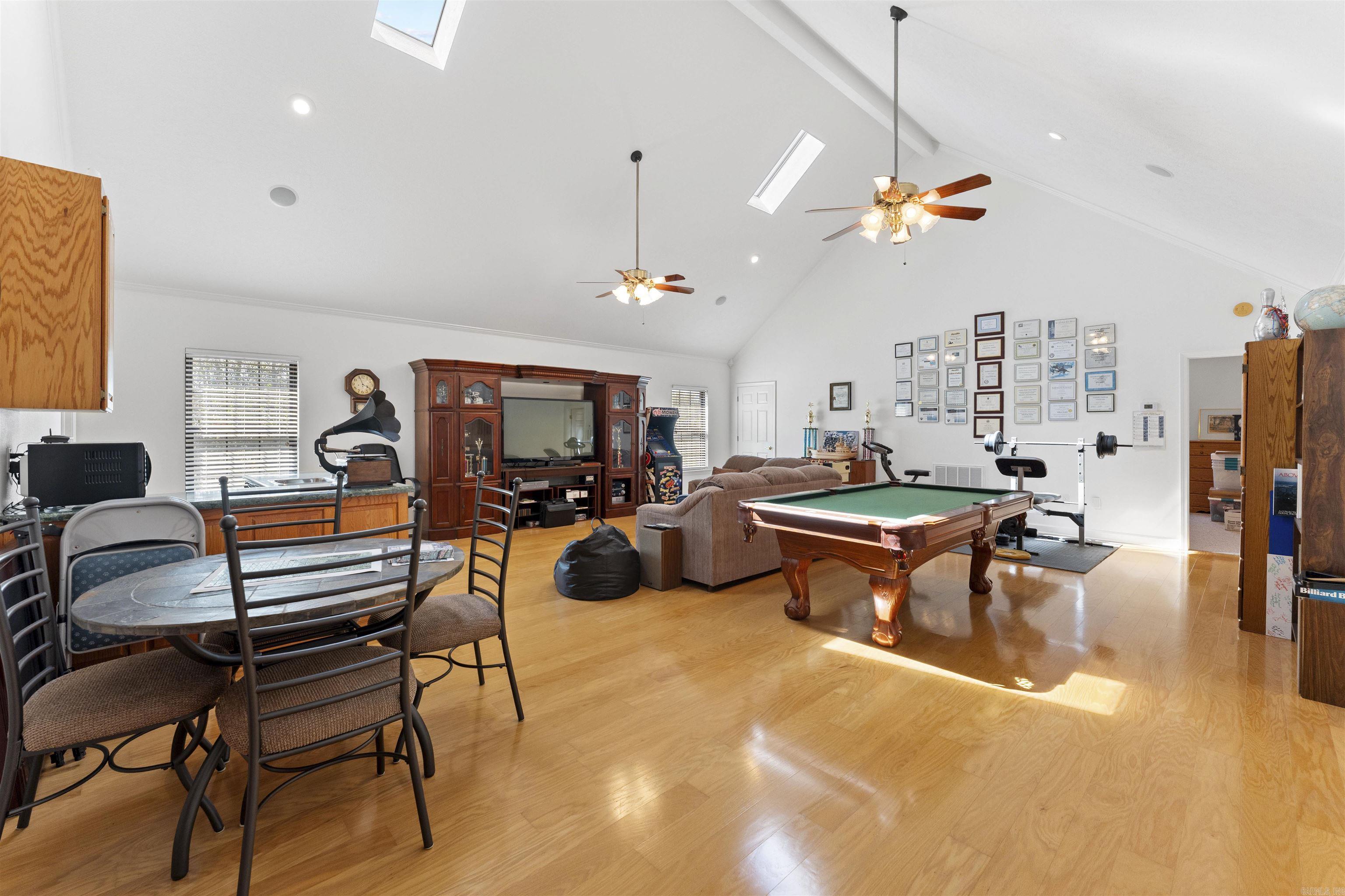 WELLINGTON - Residential