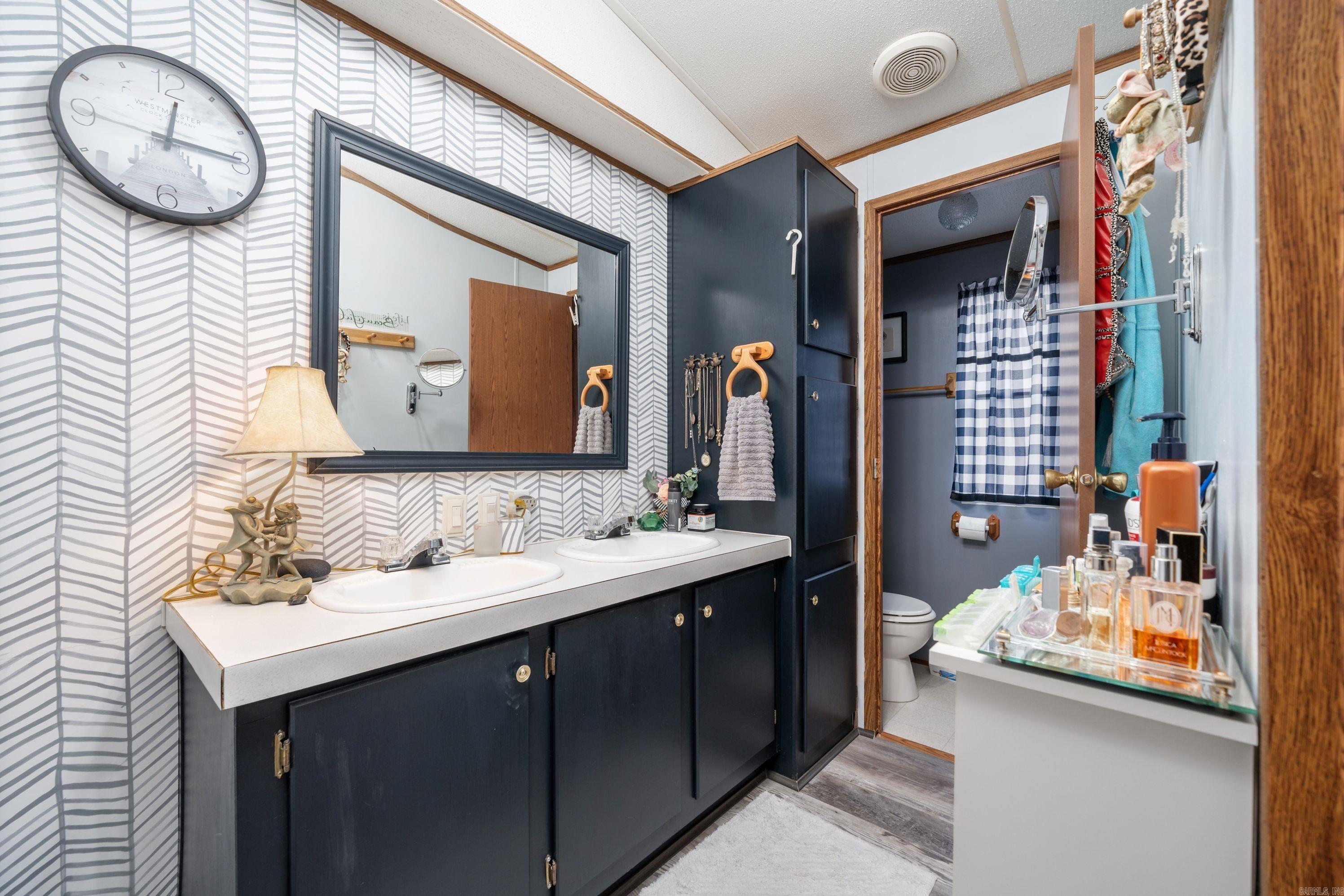 CORYS GLAZIER PEAU - Residential