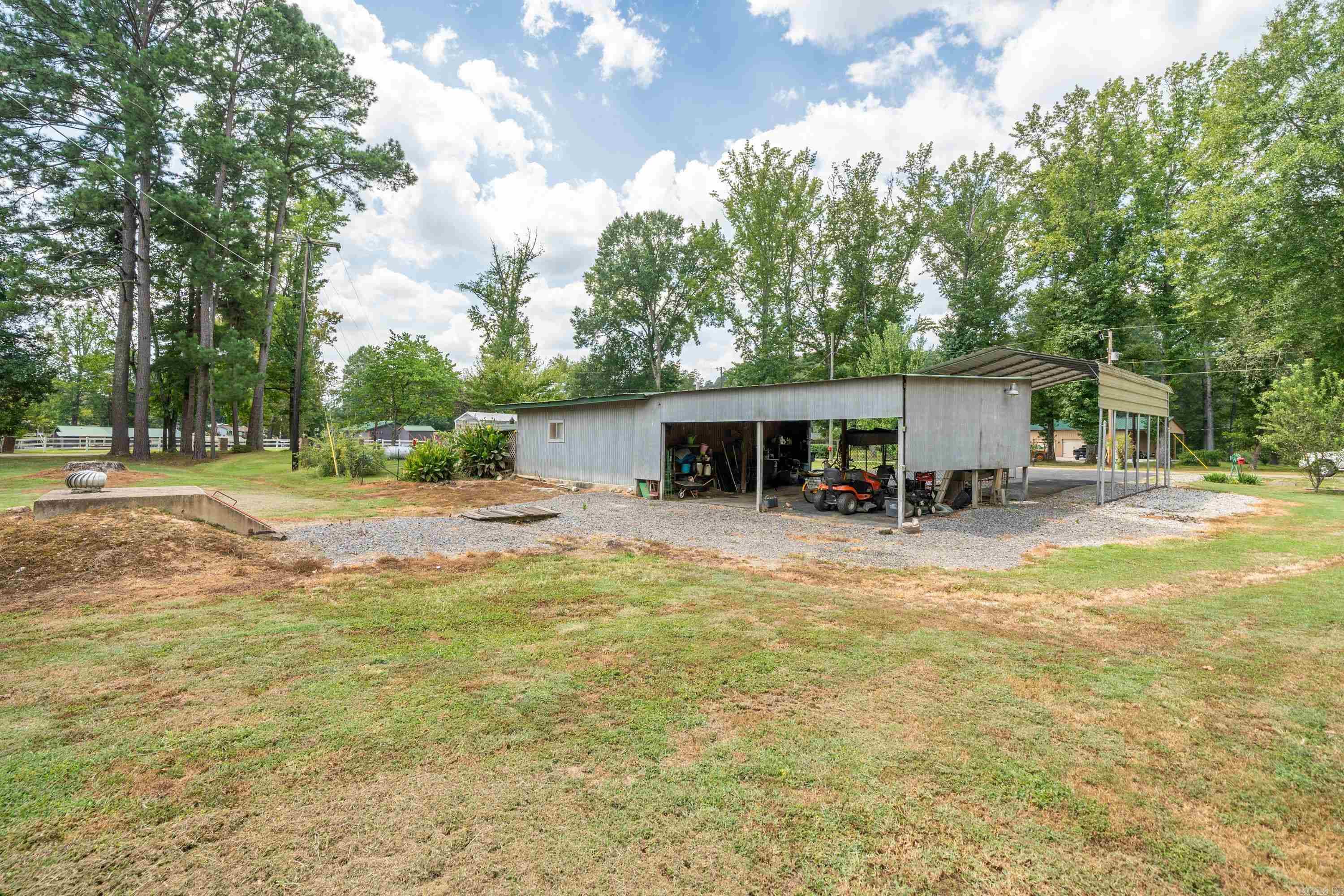 CORYS GLAZIER PEAU - Residential