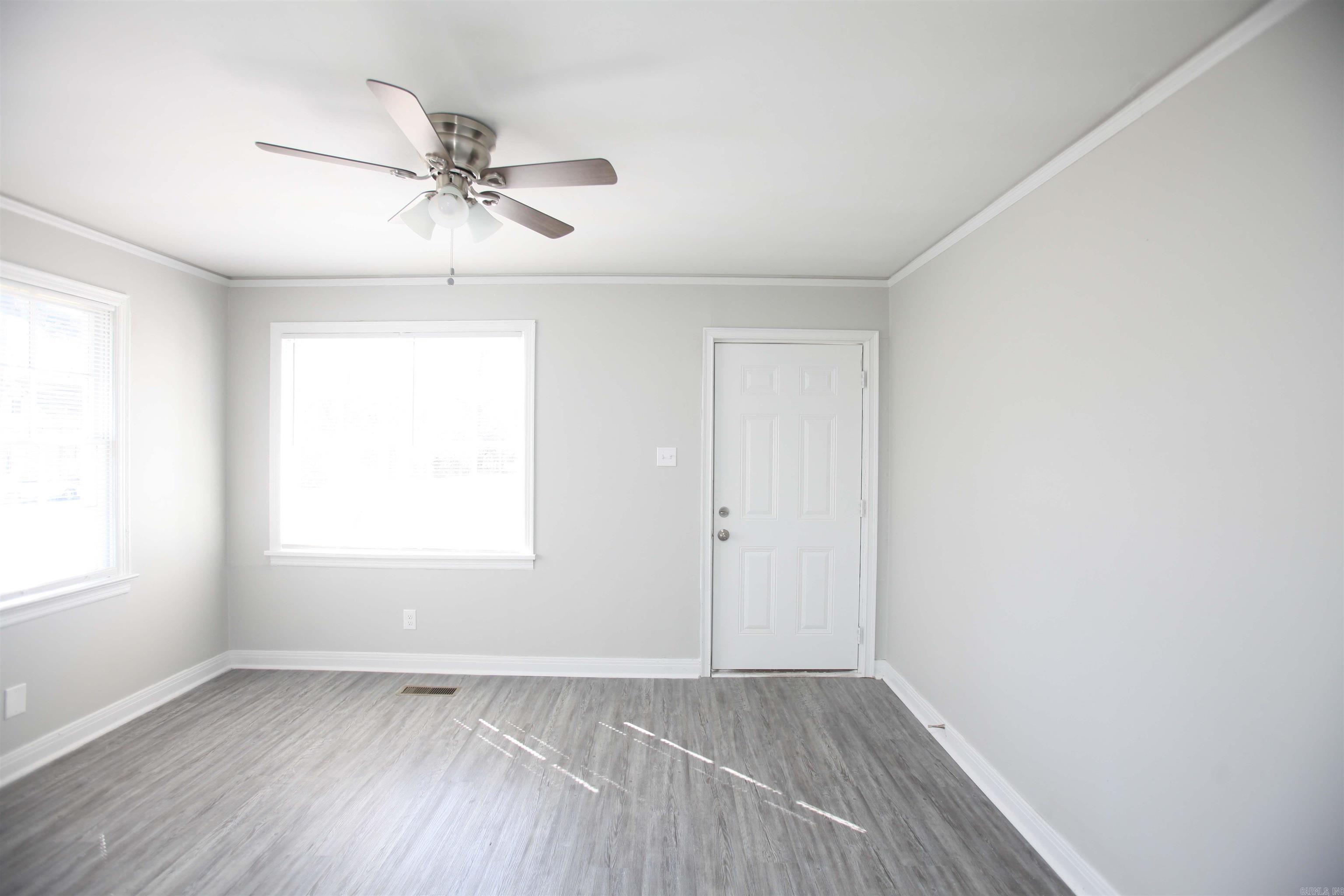 Missouri Pacific - Residential Lease