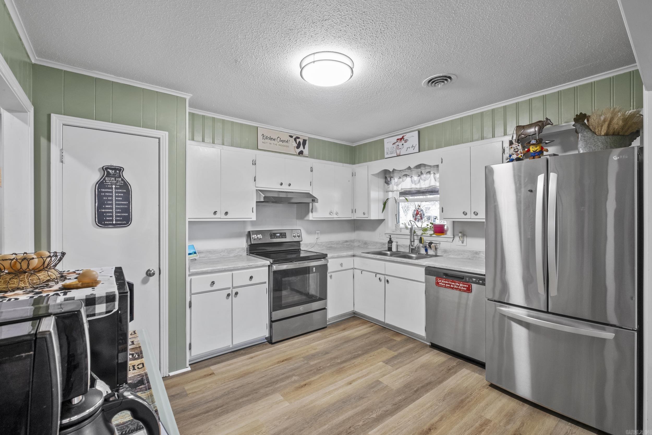 WESTERN HILLS ADD - Residential