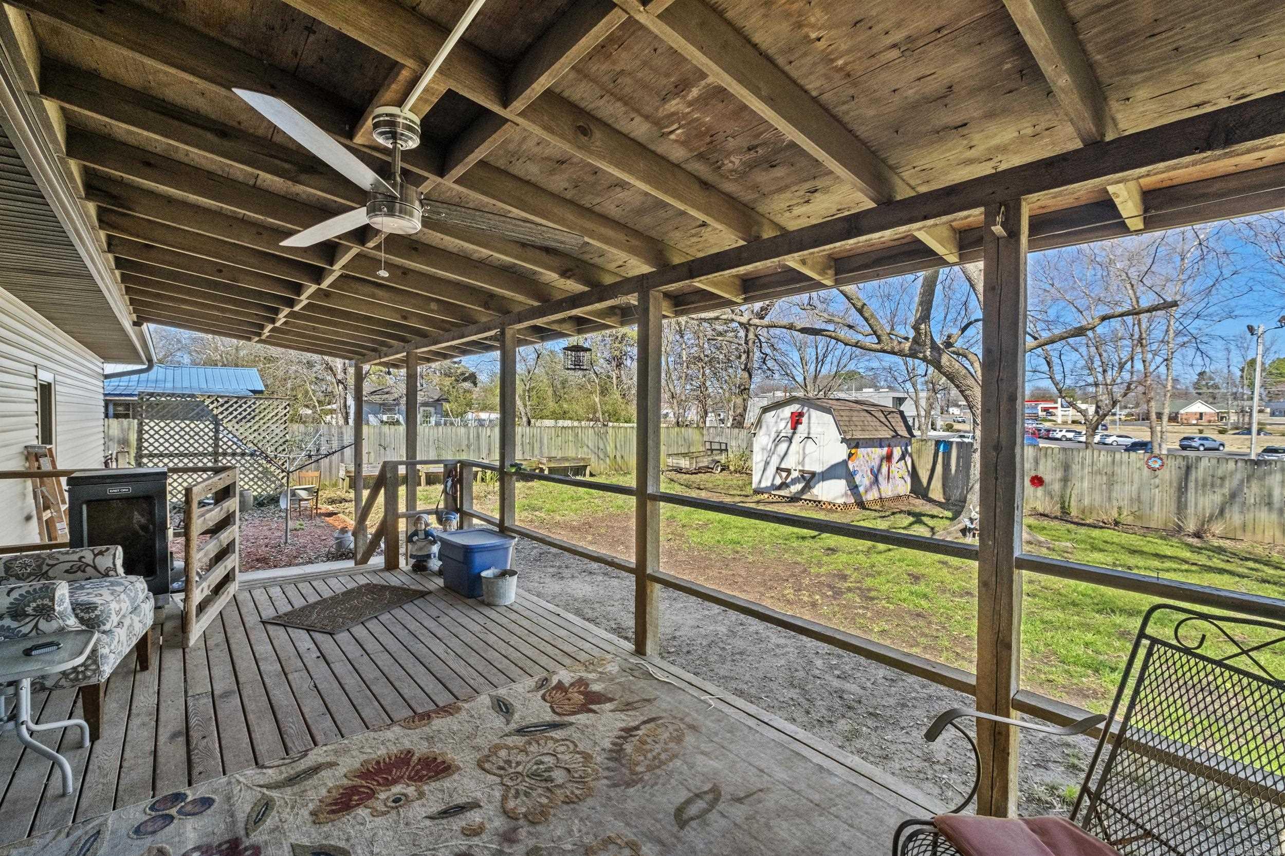 WESTERN HILLS ADD - Residential