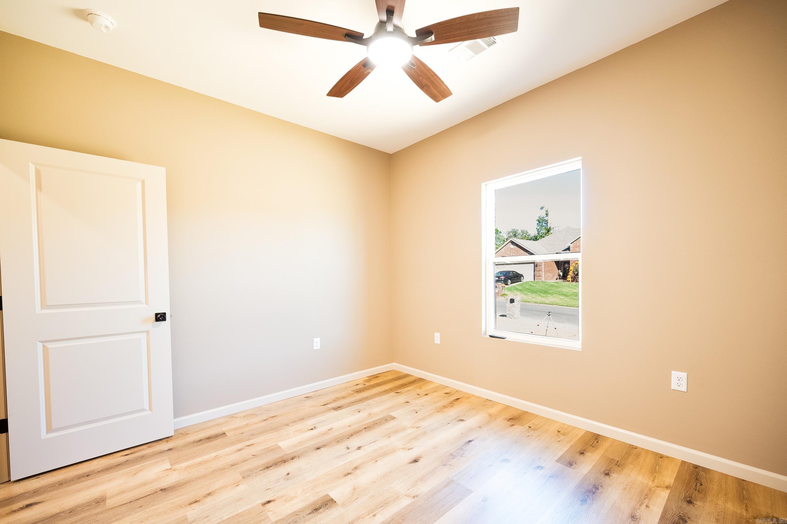 CEDAR CREEK - Residential