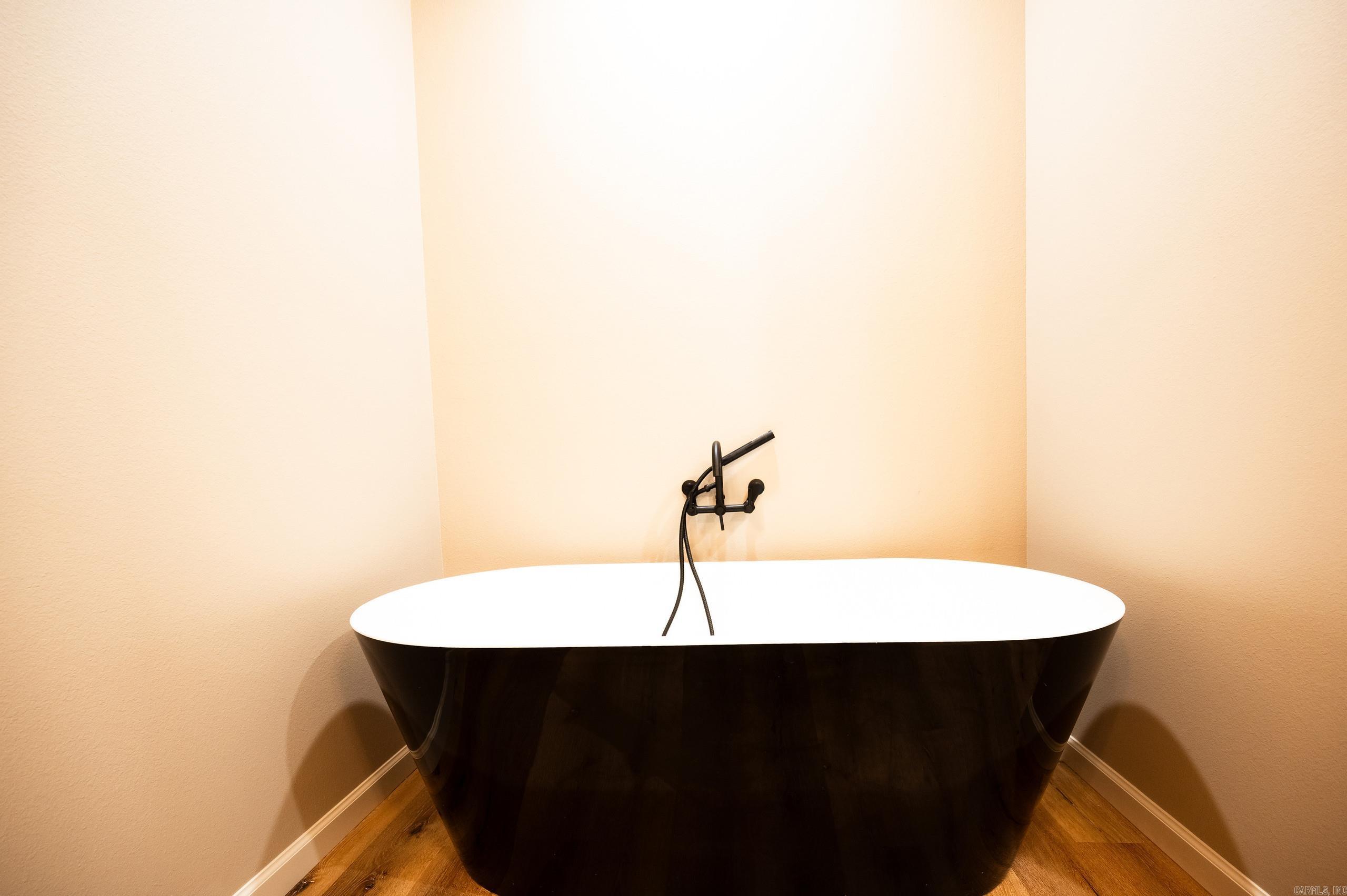 CEDAR CREEK - Residential