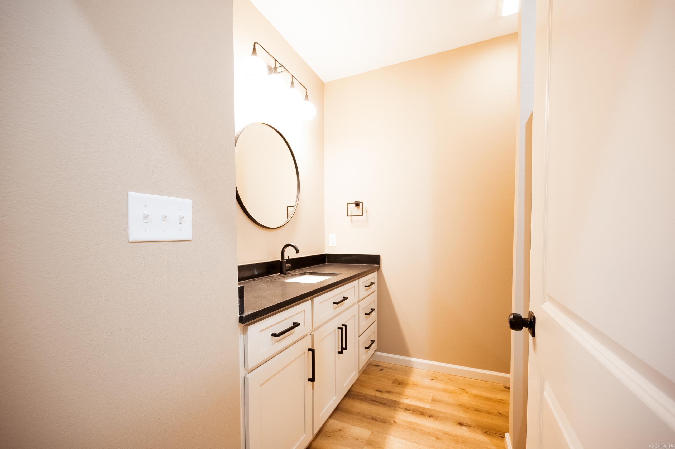 CEDAR CREEK - Residential