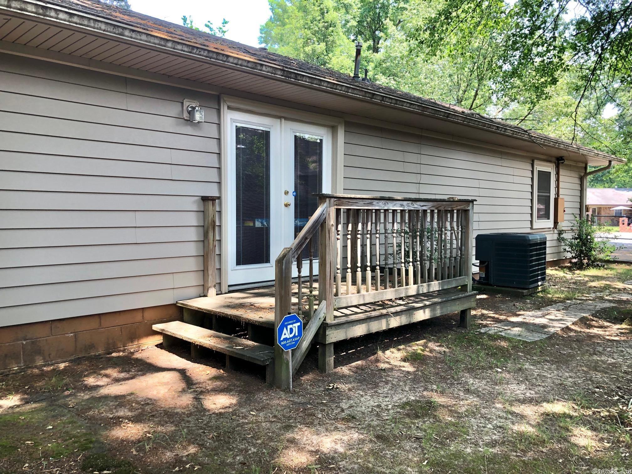 STONEWALL - Residential