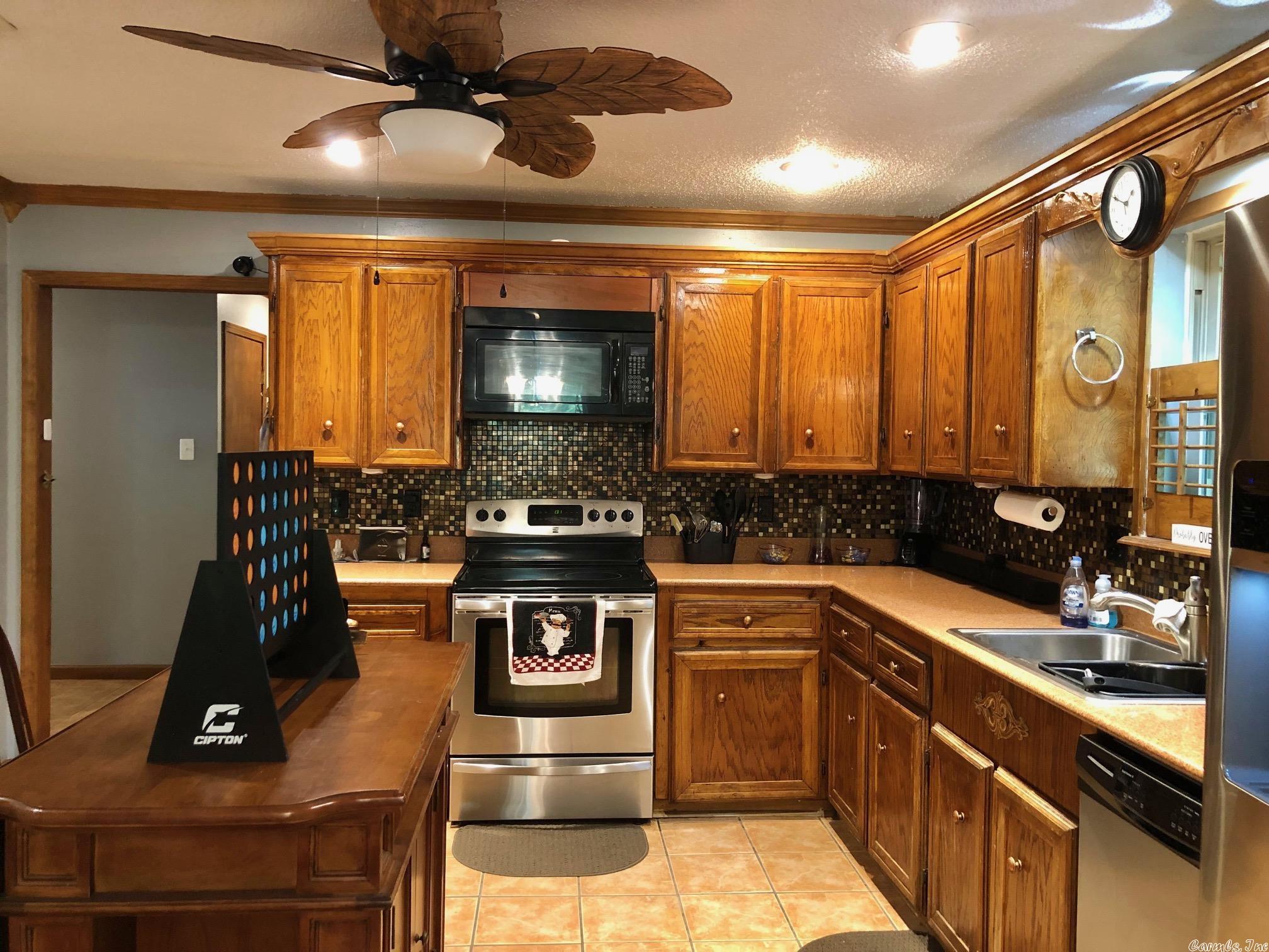 STONEWALL - Residential