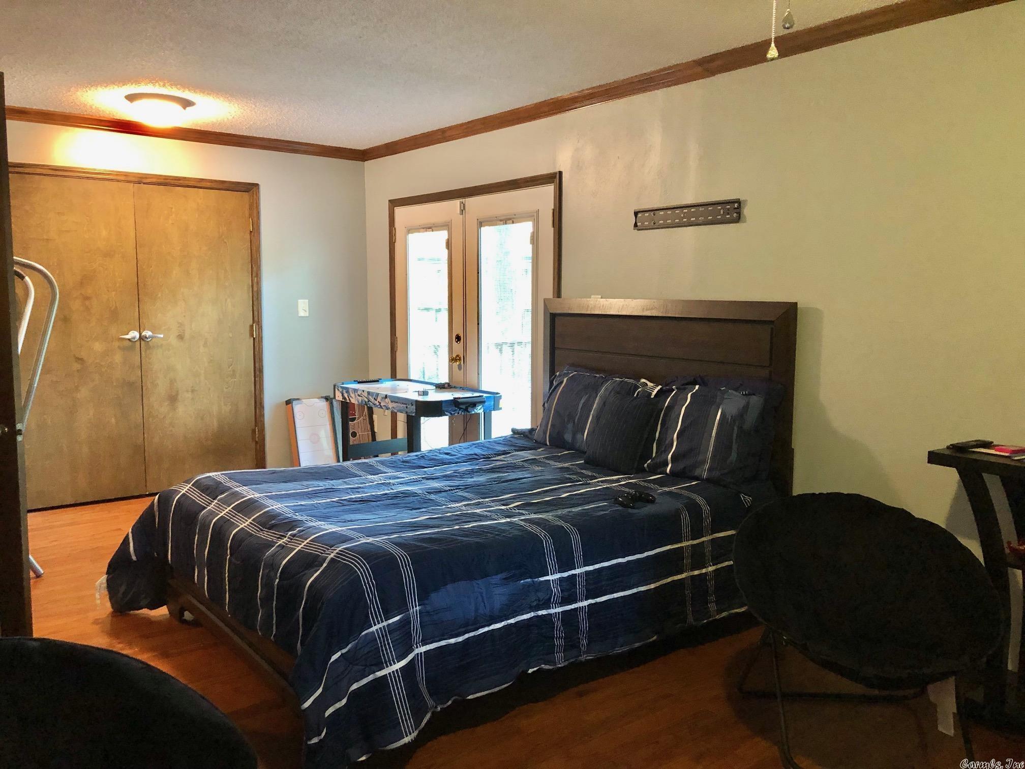 STONEWALL - Residential