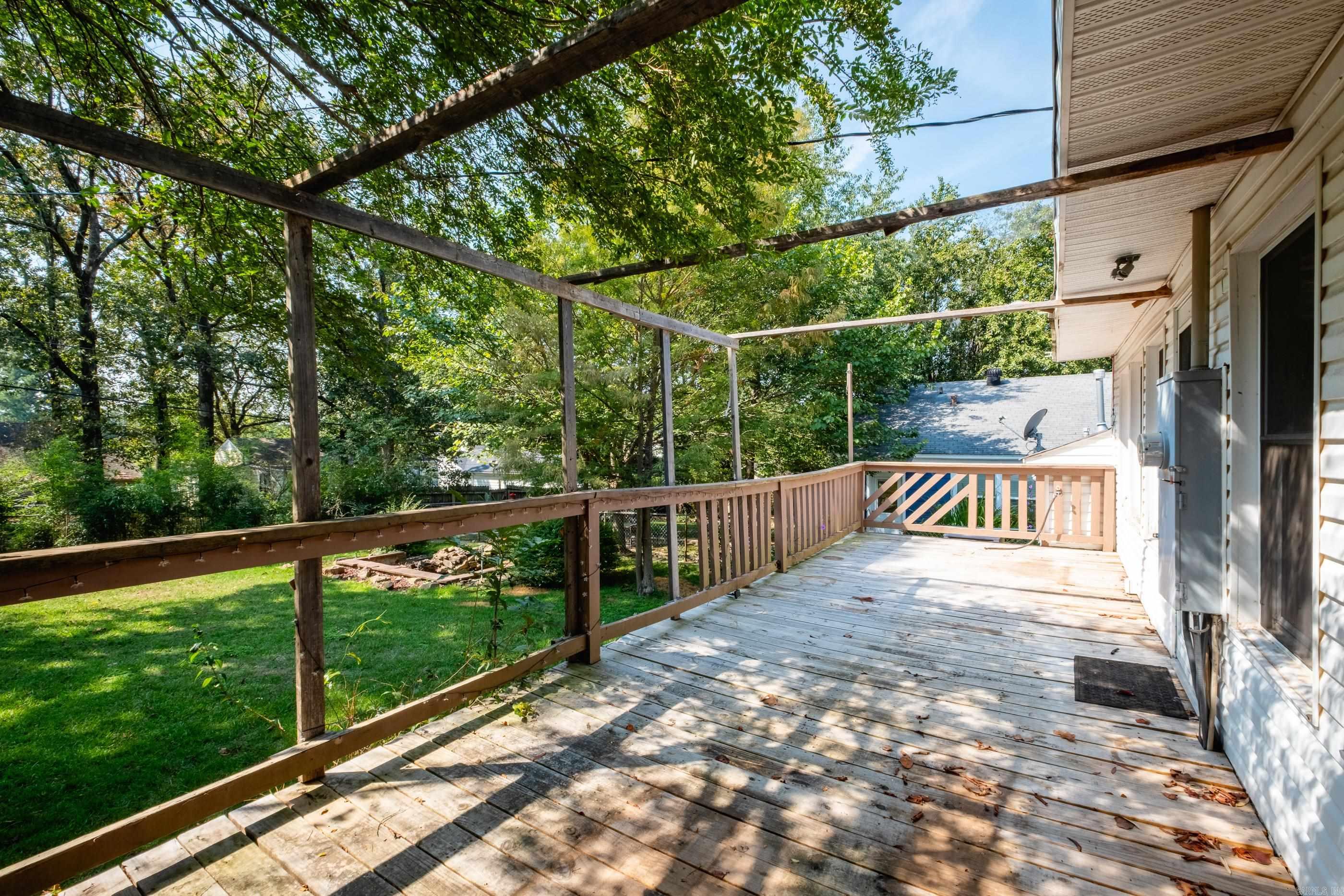 CAMMACK WOODS - Residential