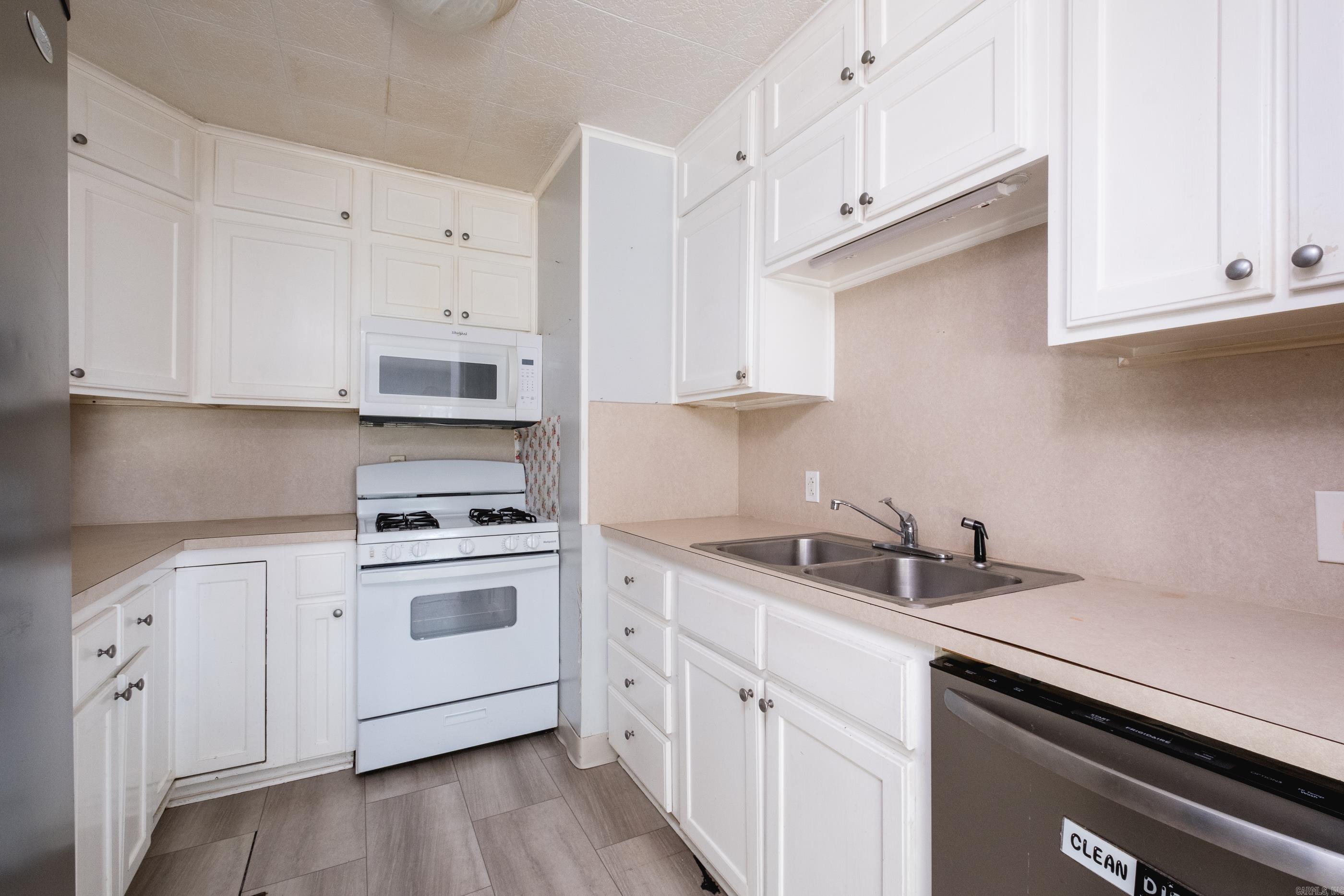 CAMMACK WOODS - Residential