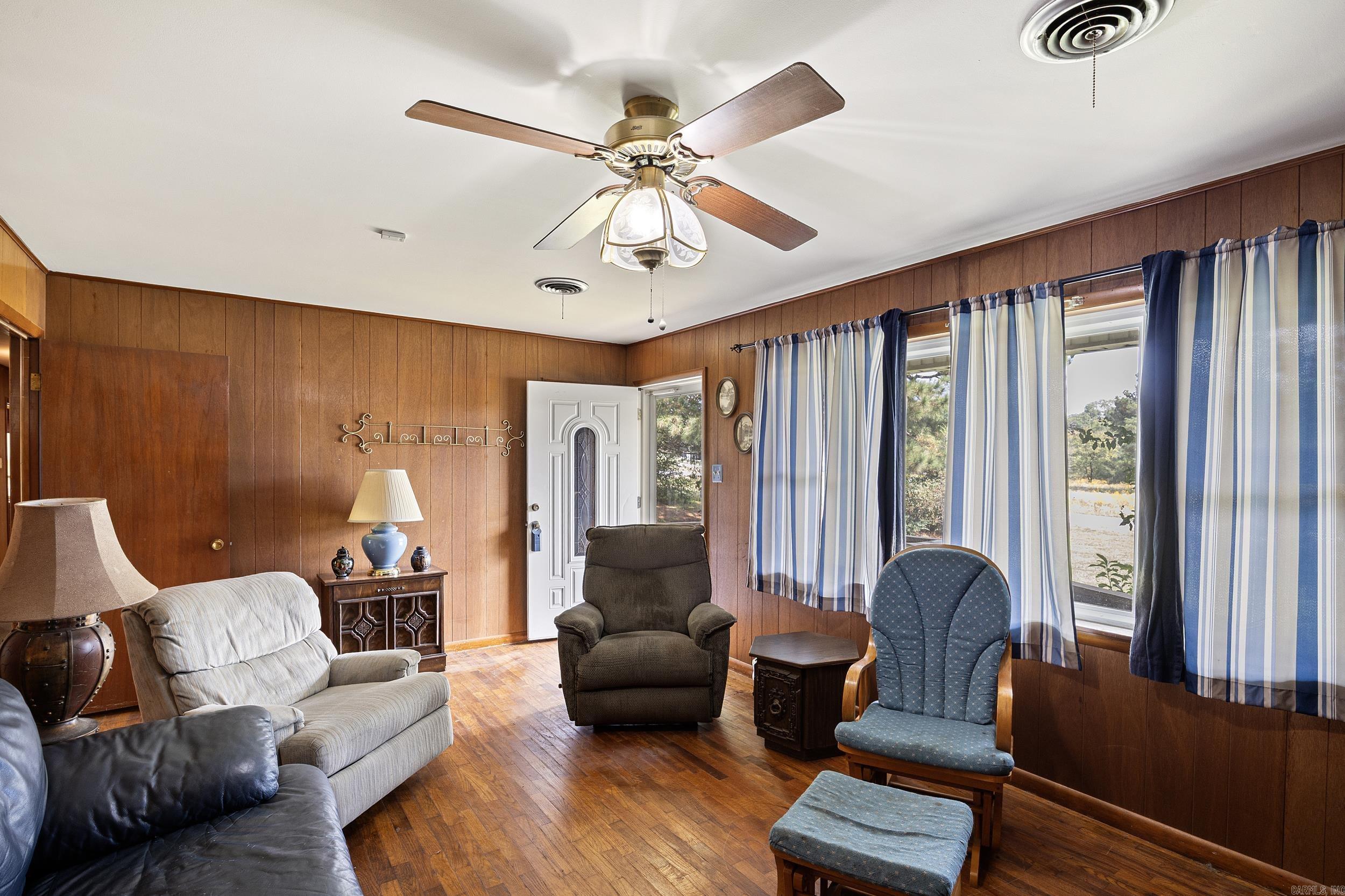 Metes & Bounds - Residential