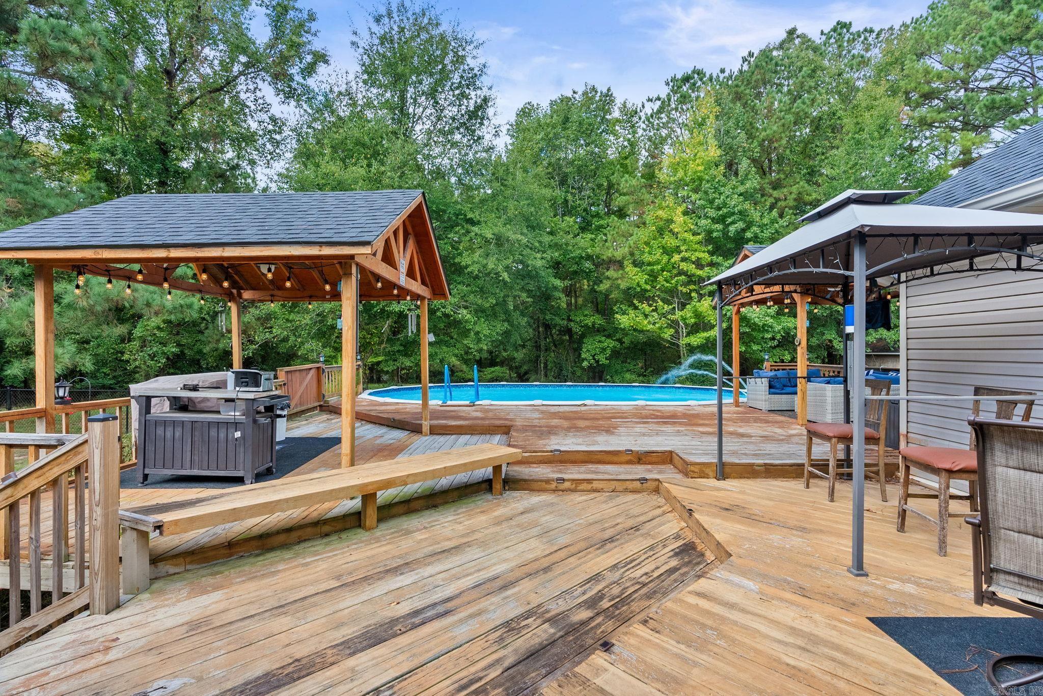 Metes & Bounds - Residential