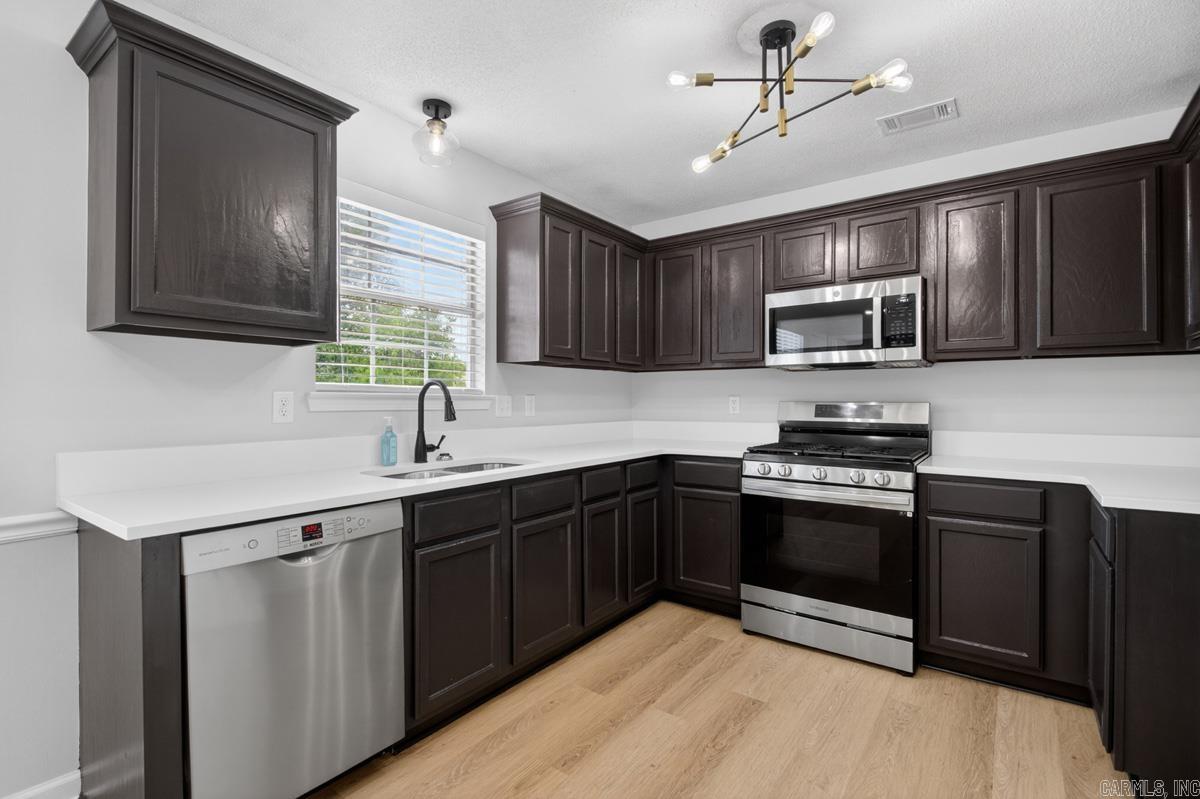 BRYANT MEADOWS - Residential