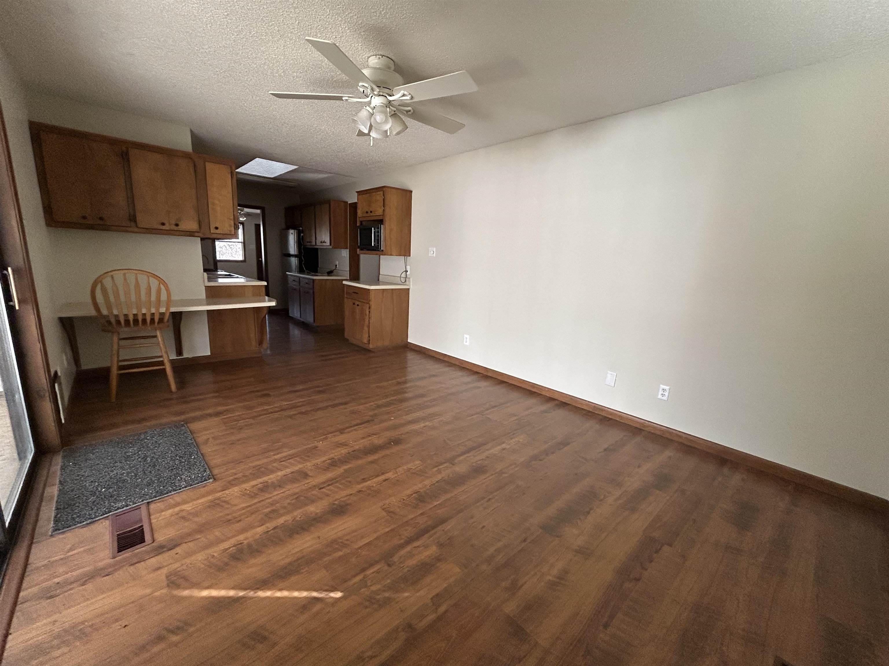 Crow 2nd - Residential Lease