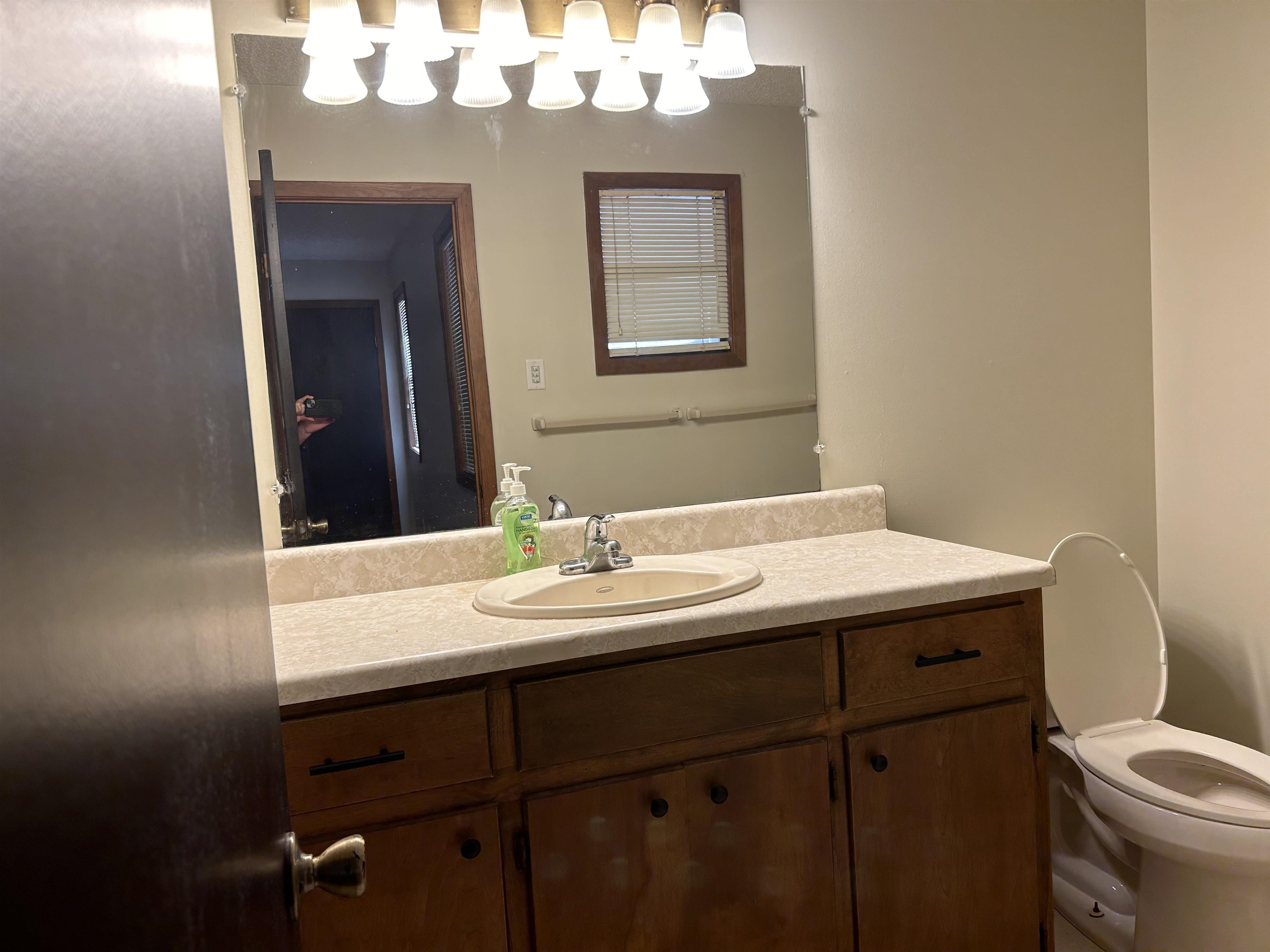 Crow 2nd - Residential Lease