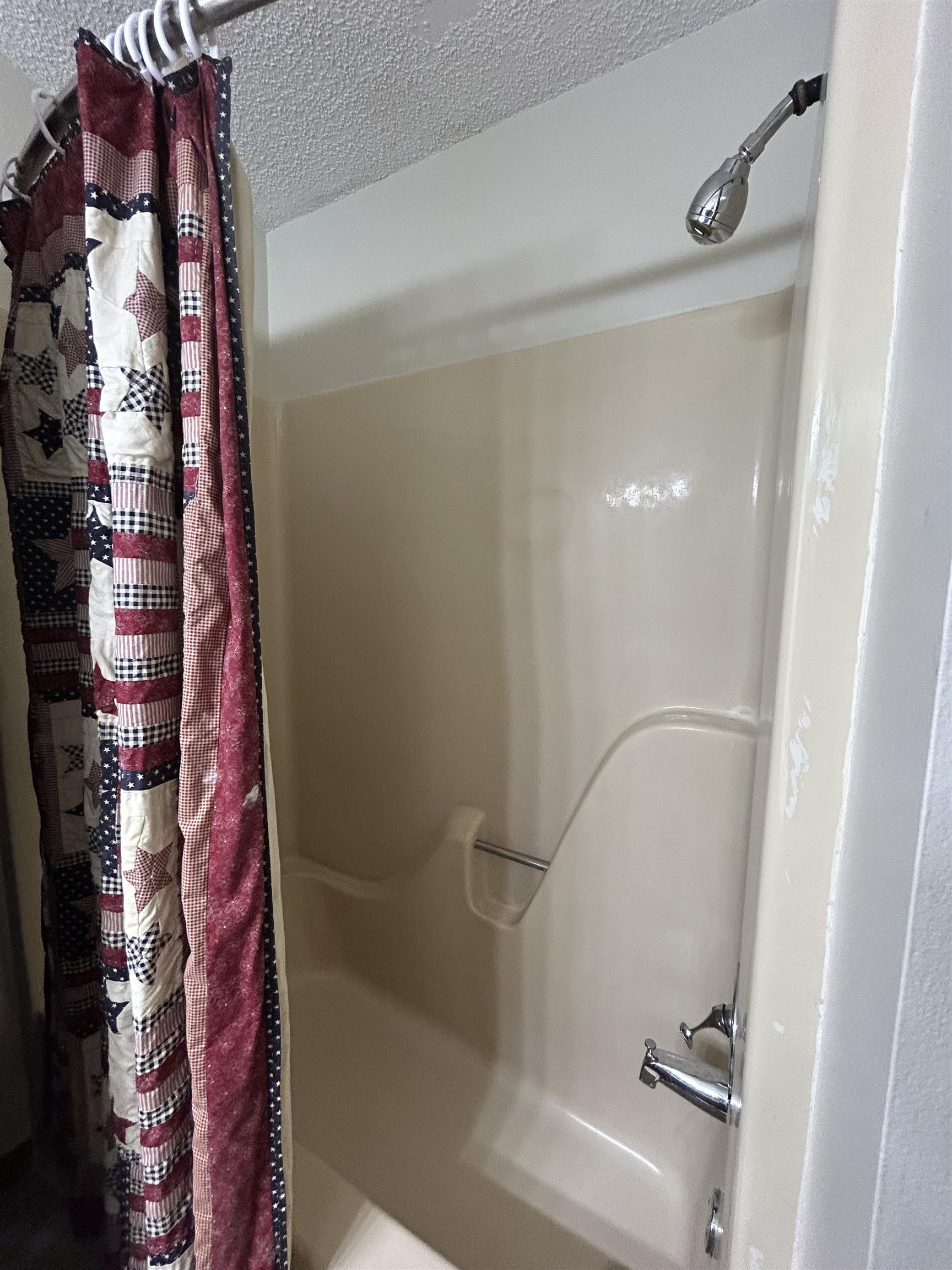 Crow 2nd - Residential Lease