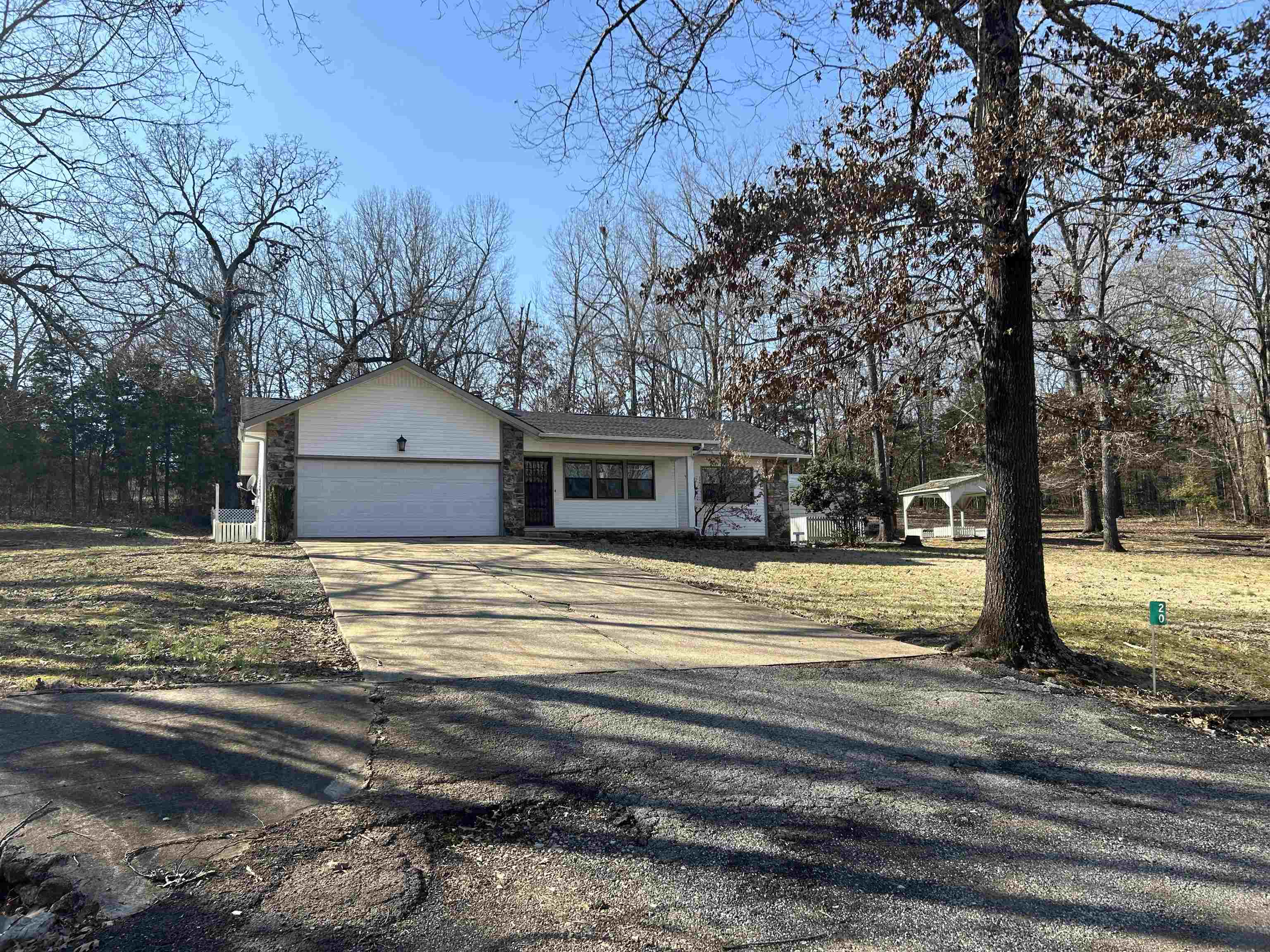 Crow 2nd - Residential Lease