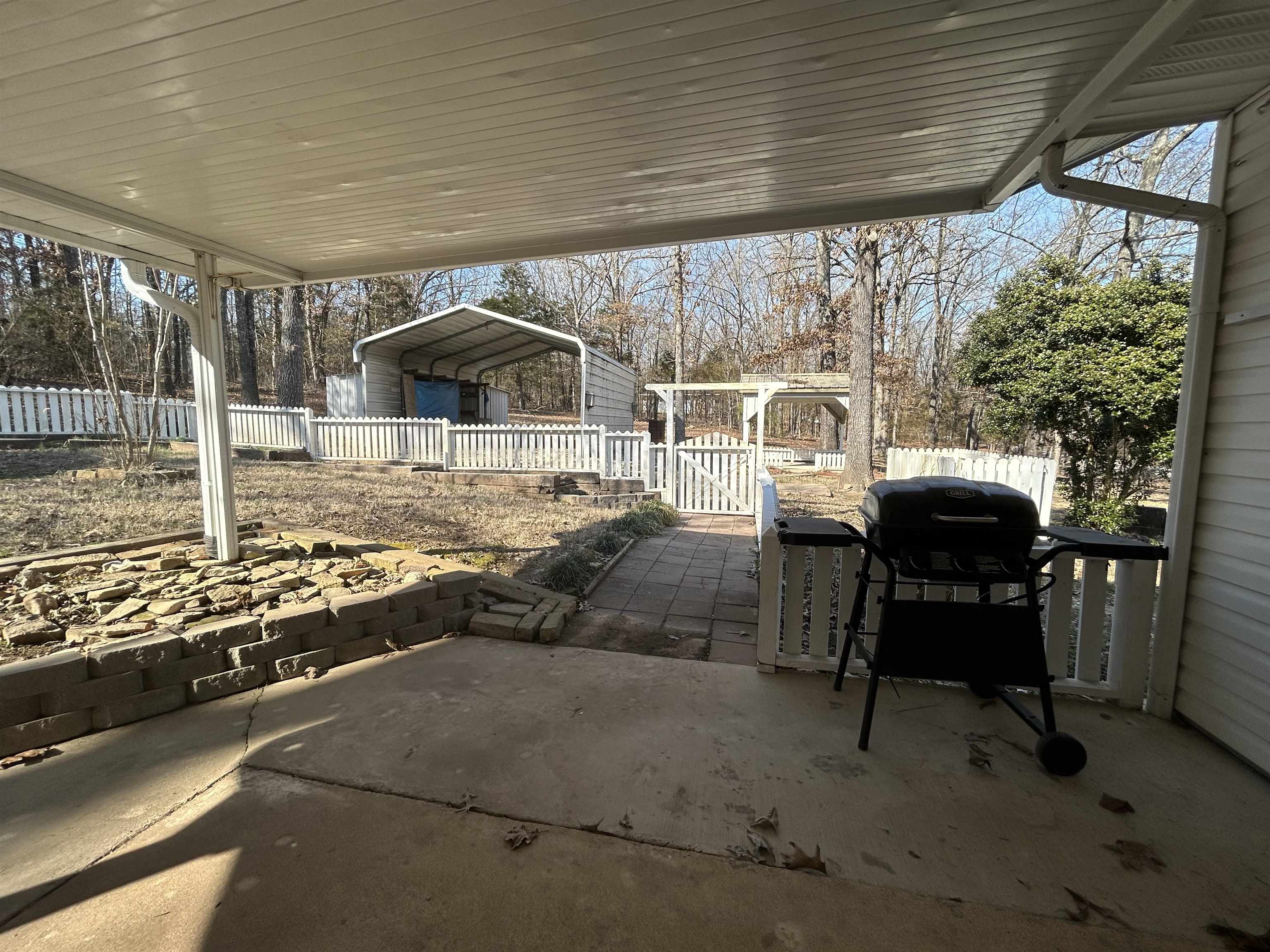 Crow 2nd - Residential Lease