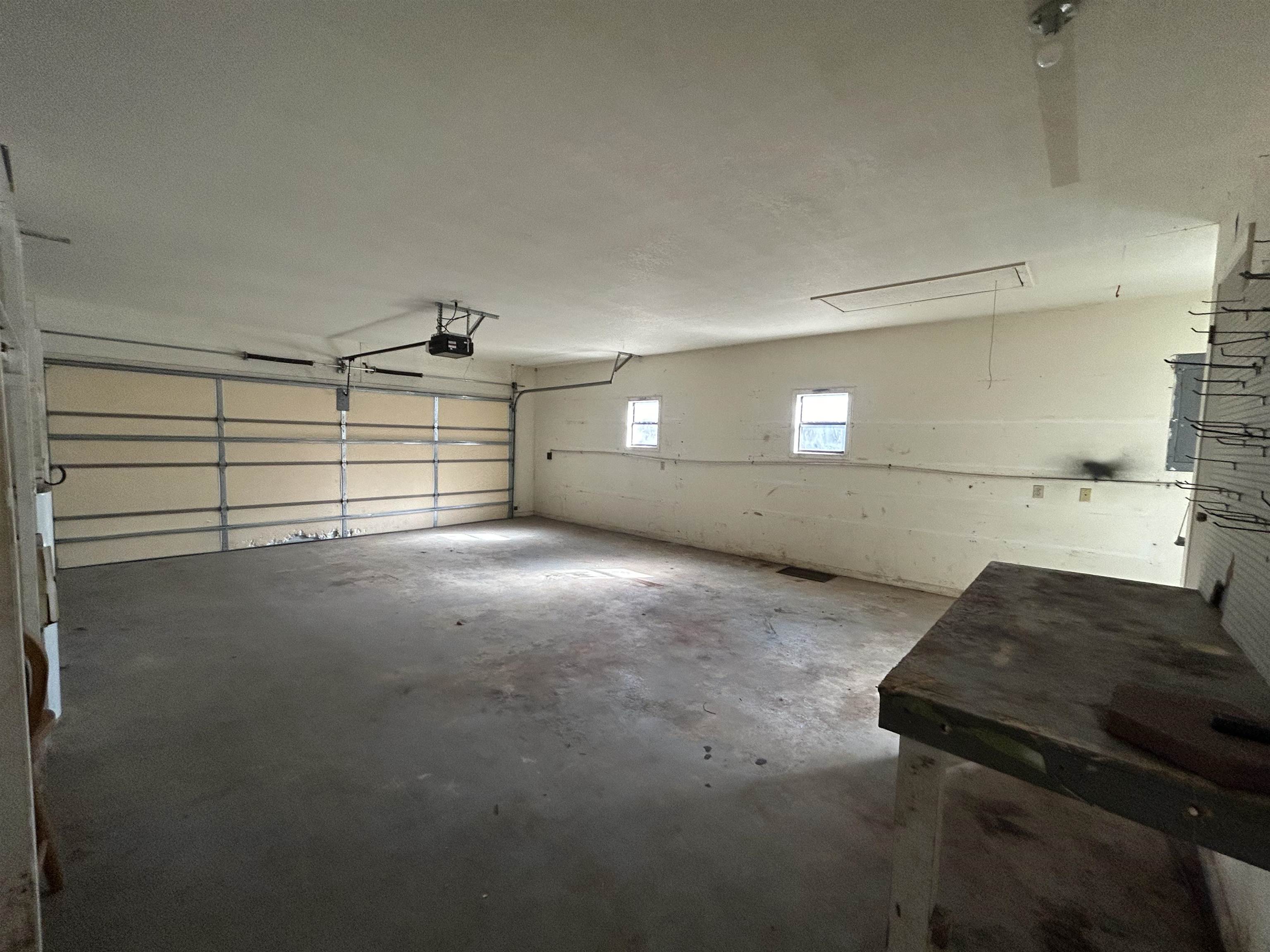 Crow 2nd - Residential Lease