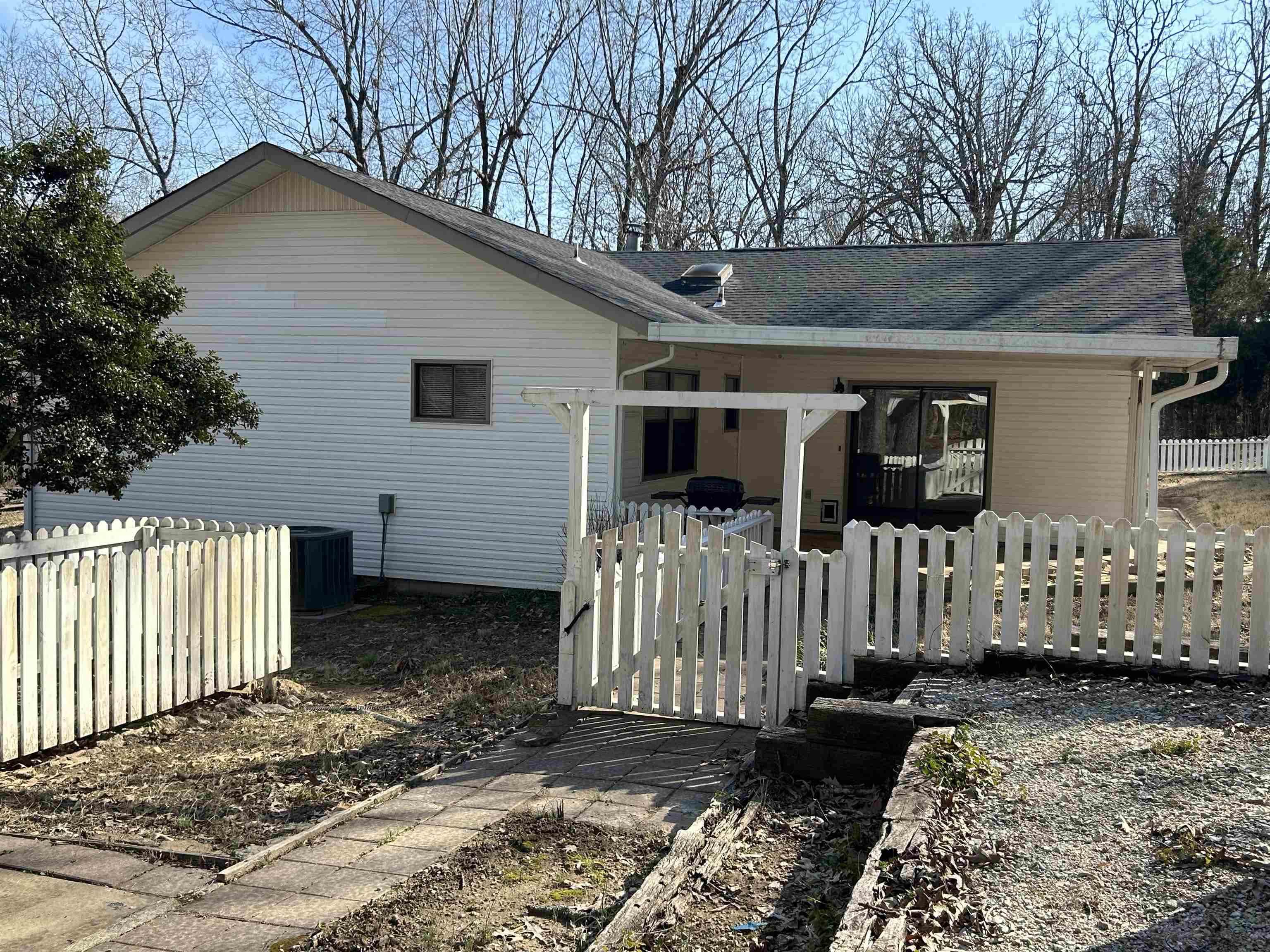 Crow 2nd - Residential Lease