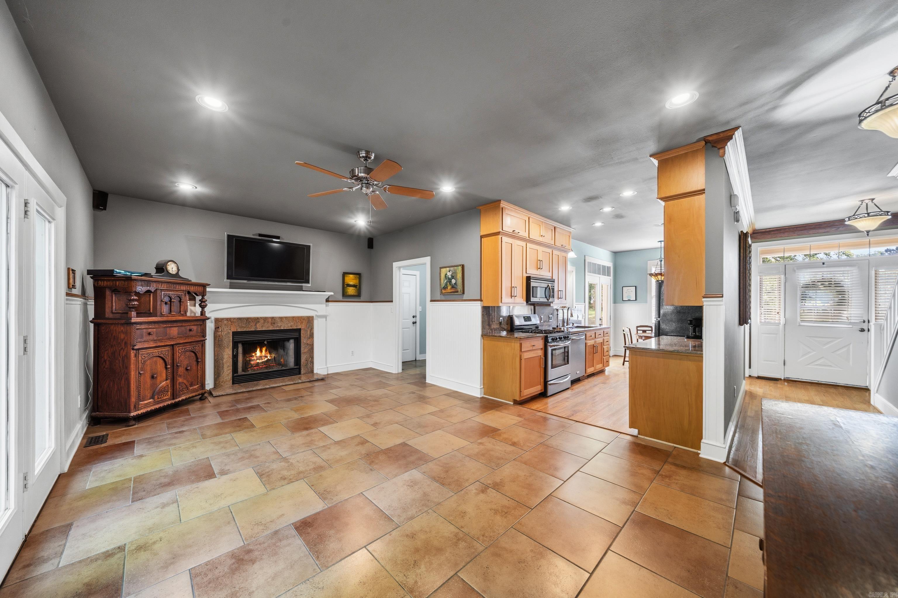 SHADOW RIDGE - Residential
