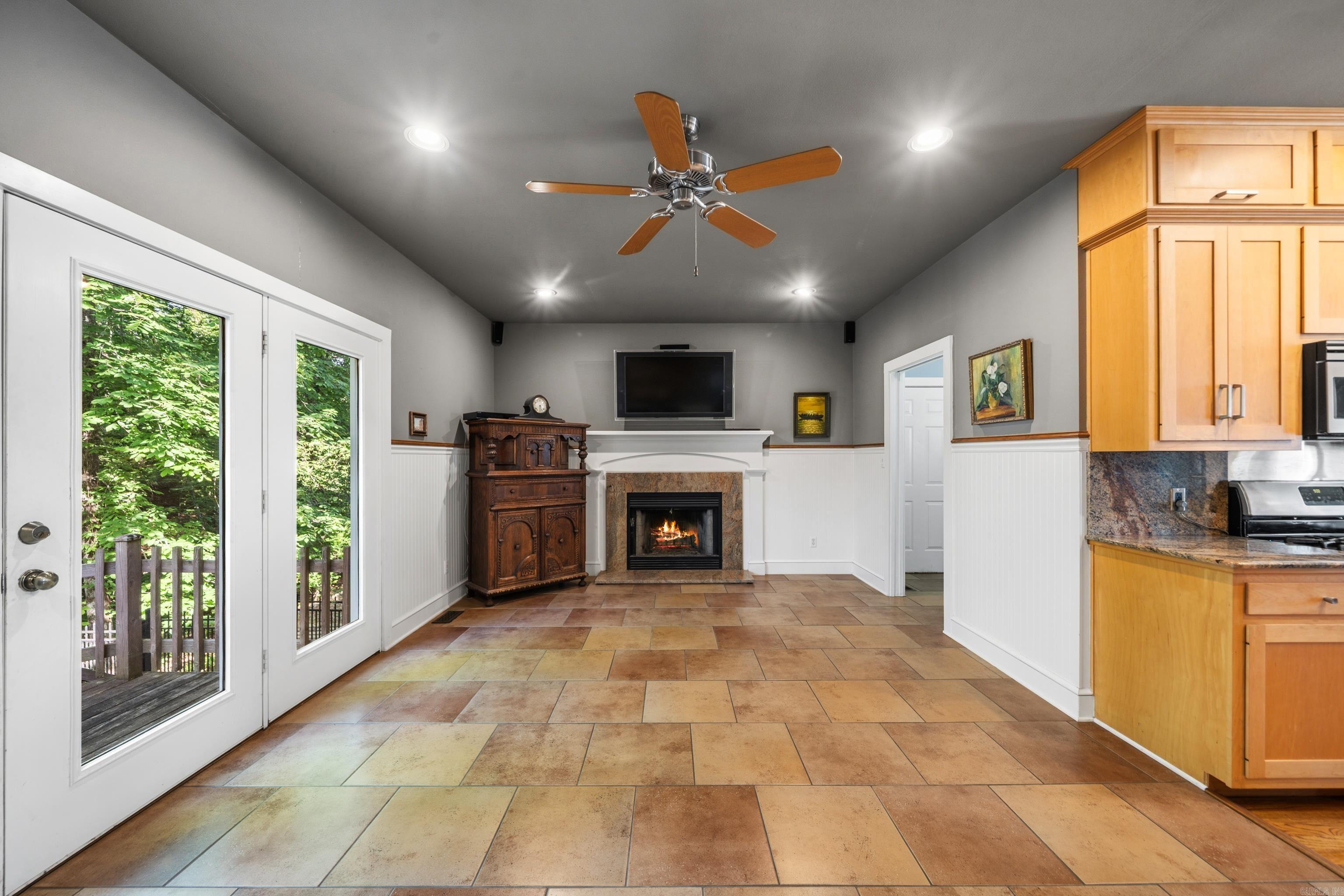 SHADOW RIDGE - Residential