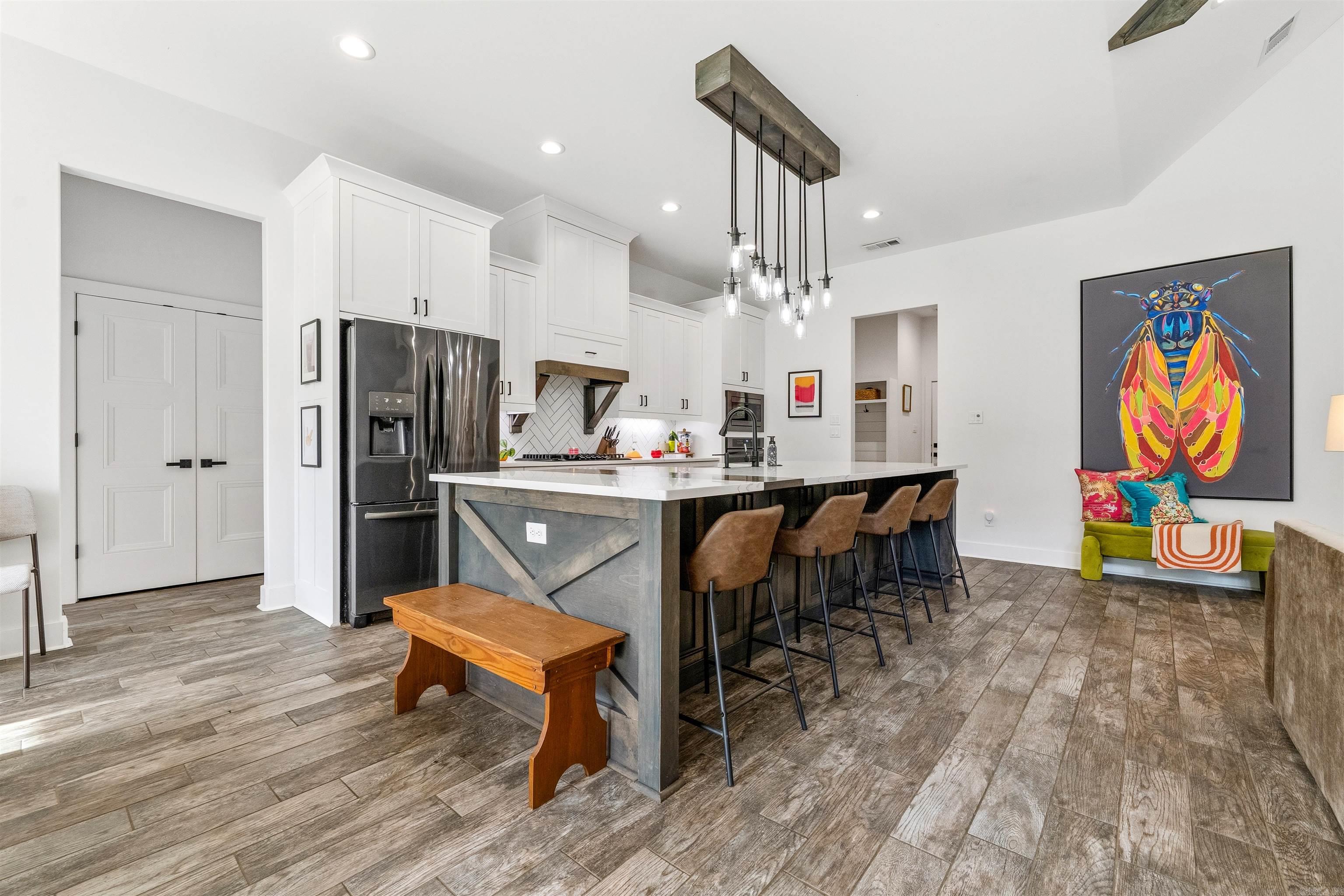 COLDWATER CREEK - Residential